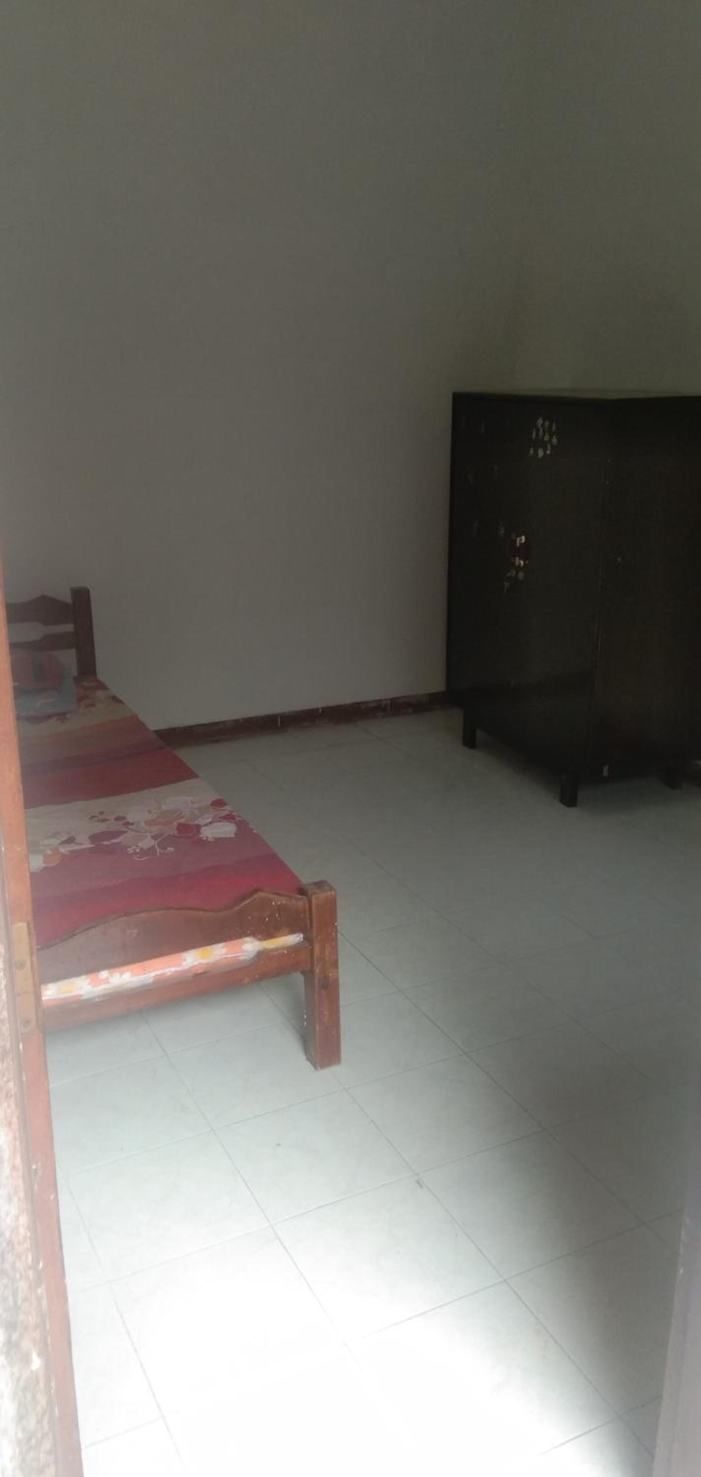 Small Single Room photo 1