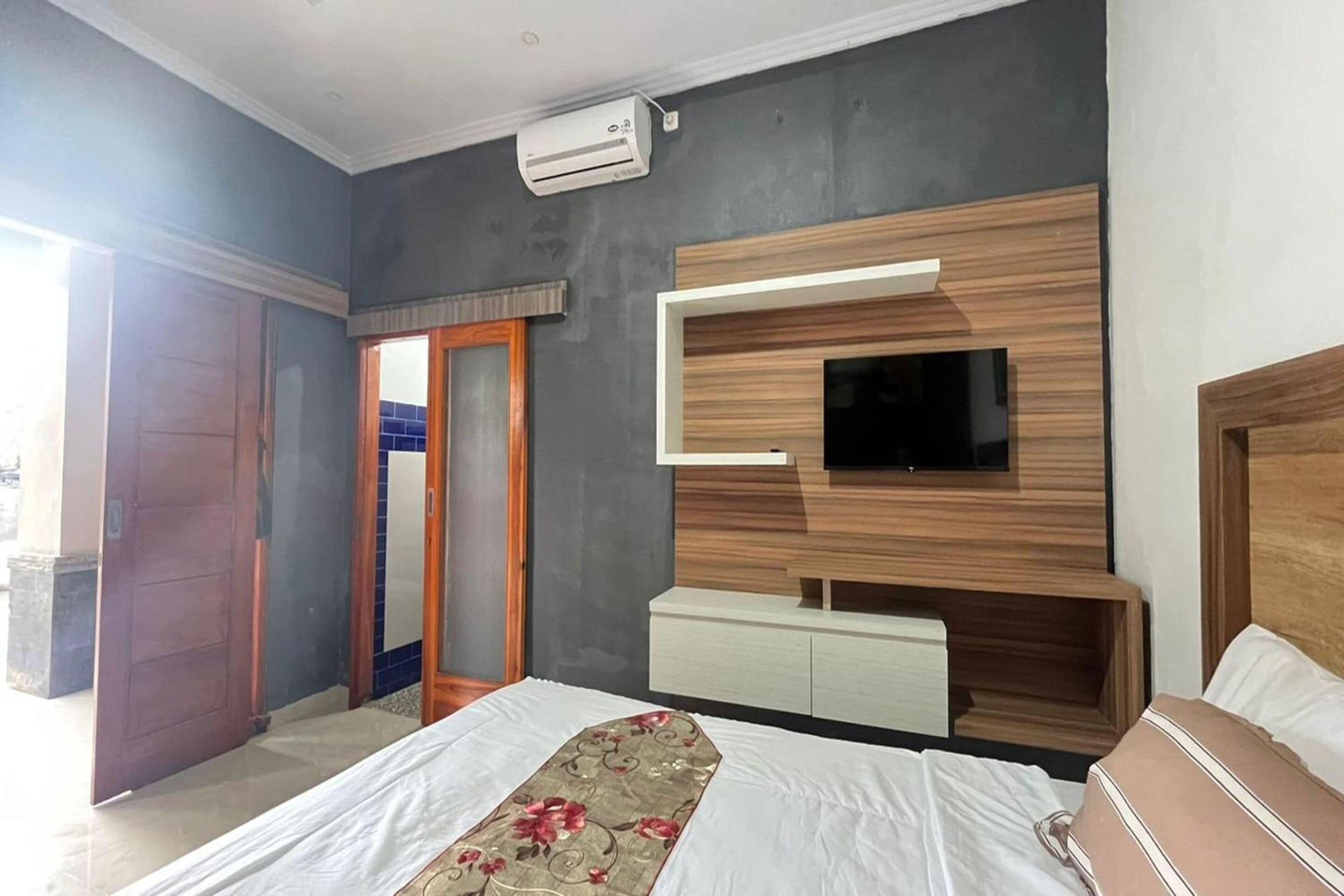 Deluxe Family Room photo 3