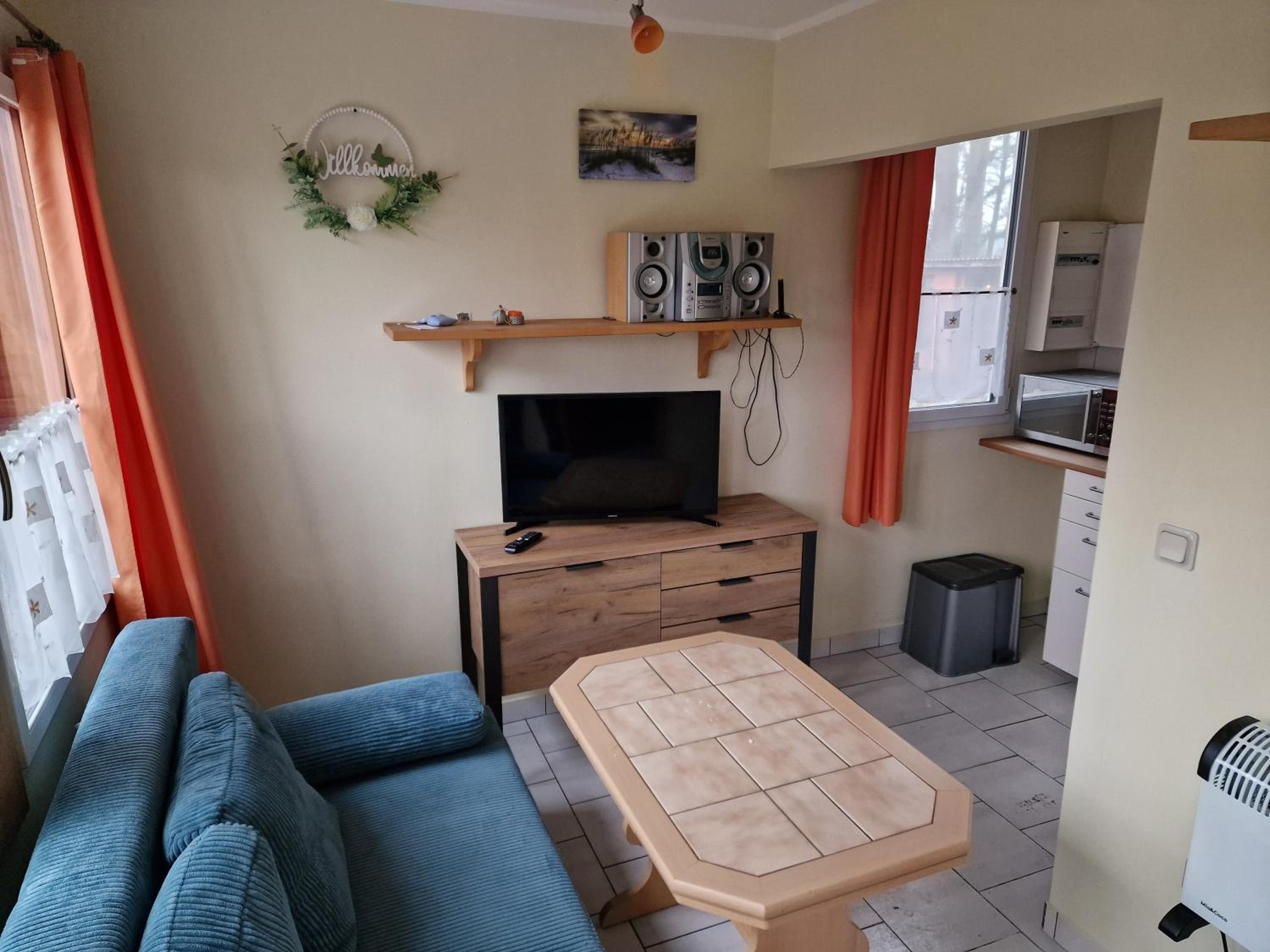One-Bedroom Bungalow photo 1