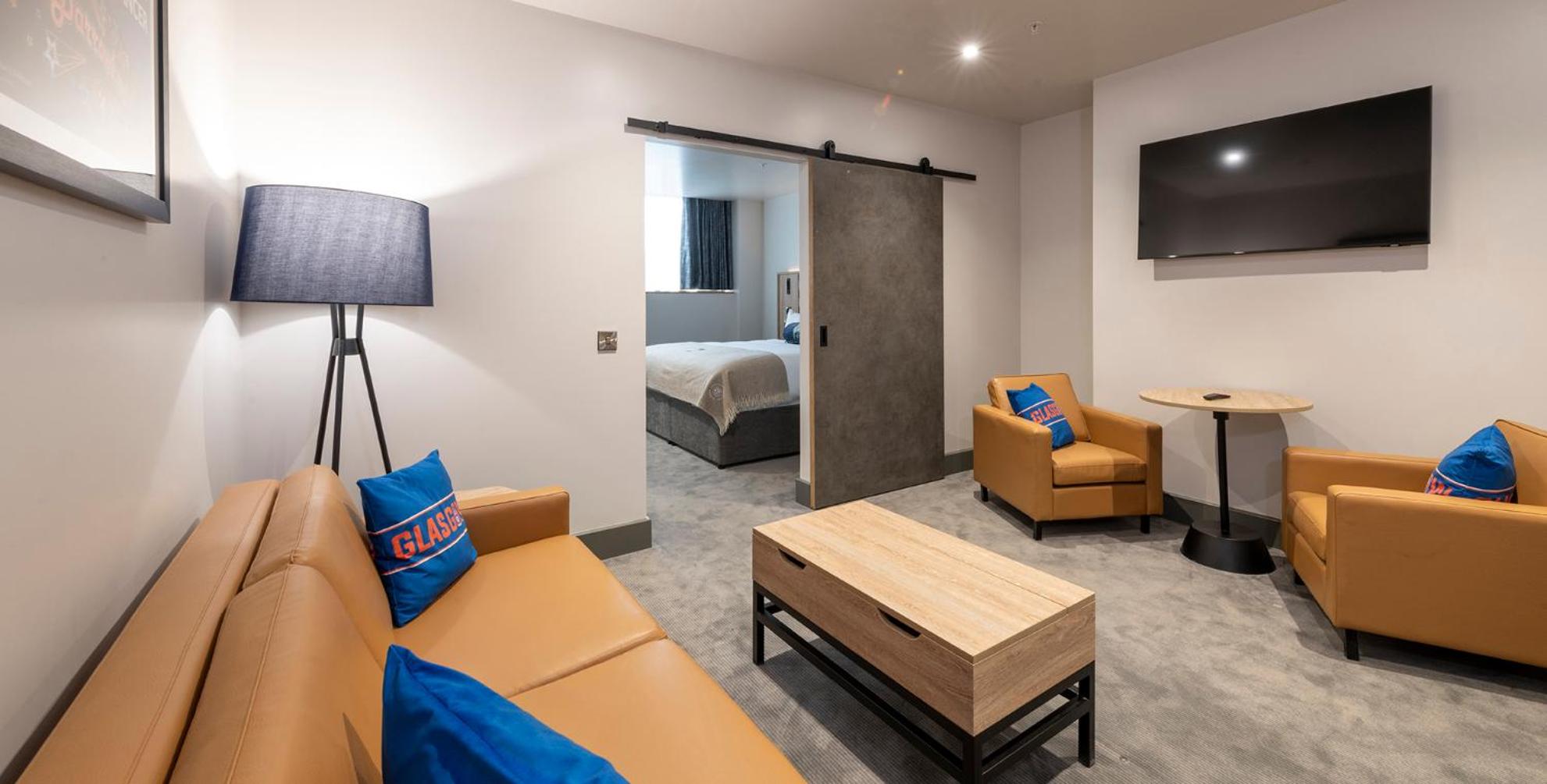Executive Suite, 1 Super King Bed, Sofa Bed, Kitchenette photo 2
