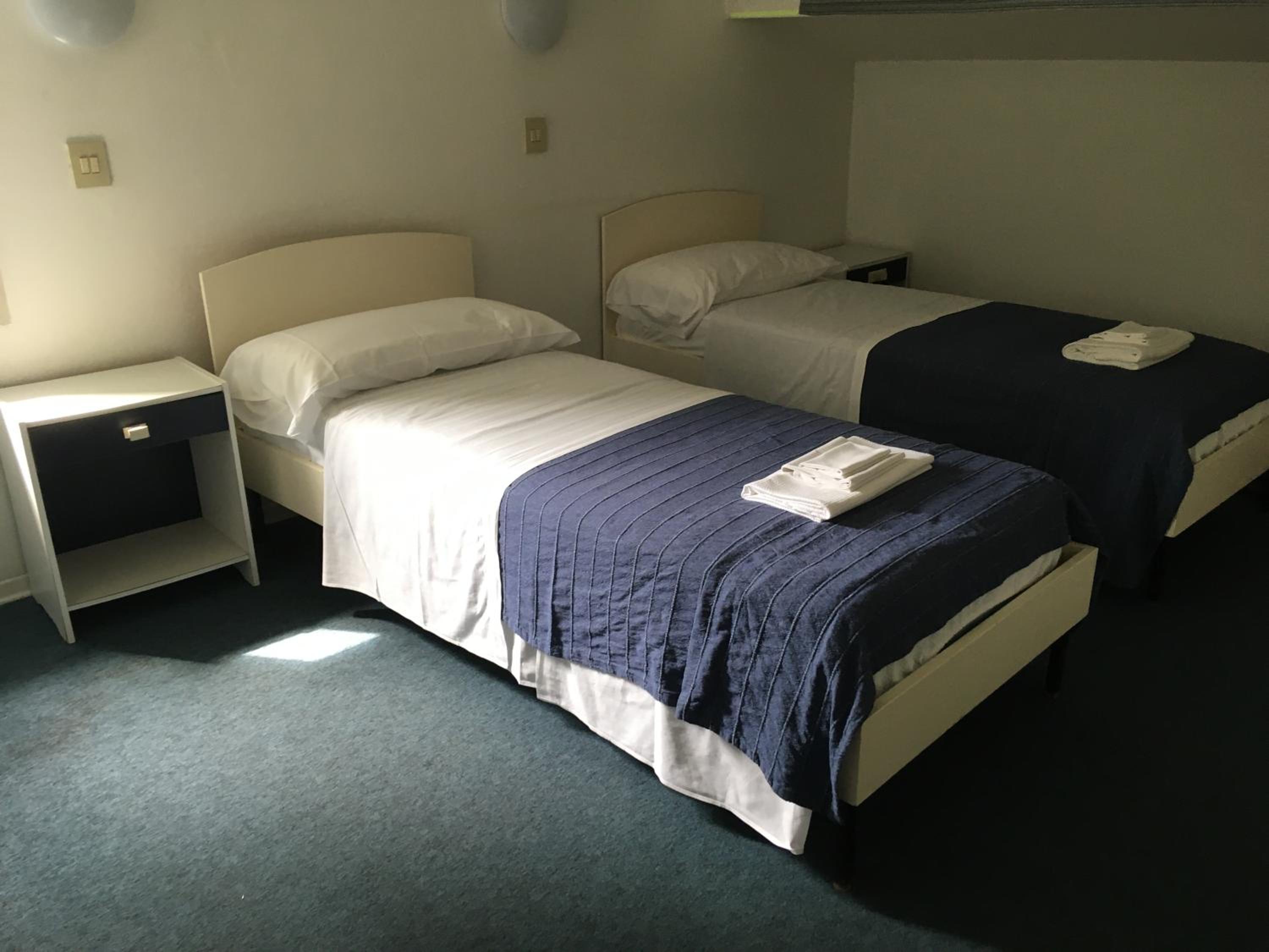 Economy Double Room - Photo 6
