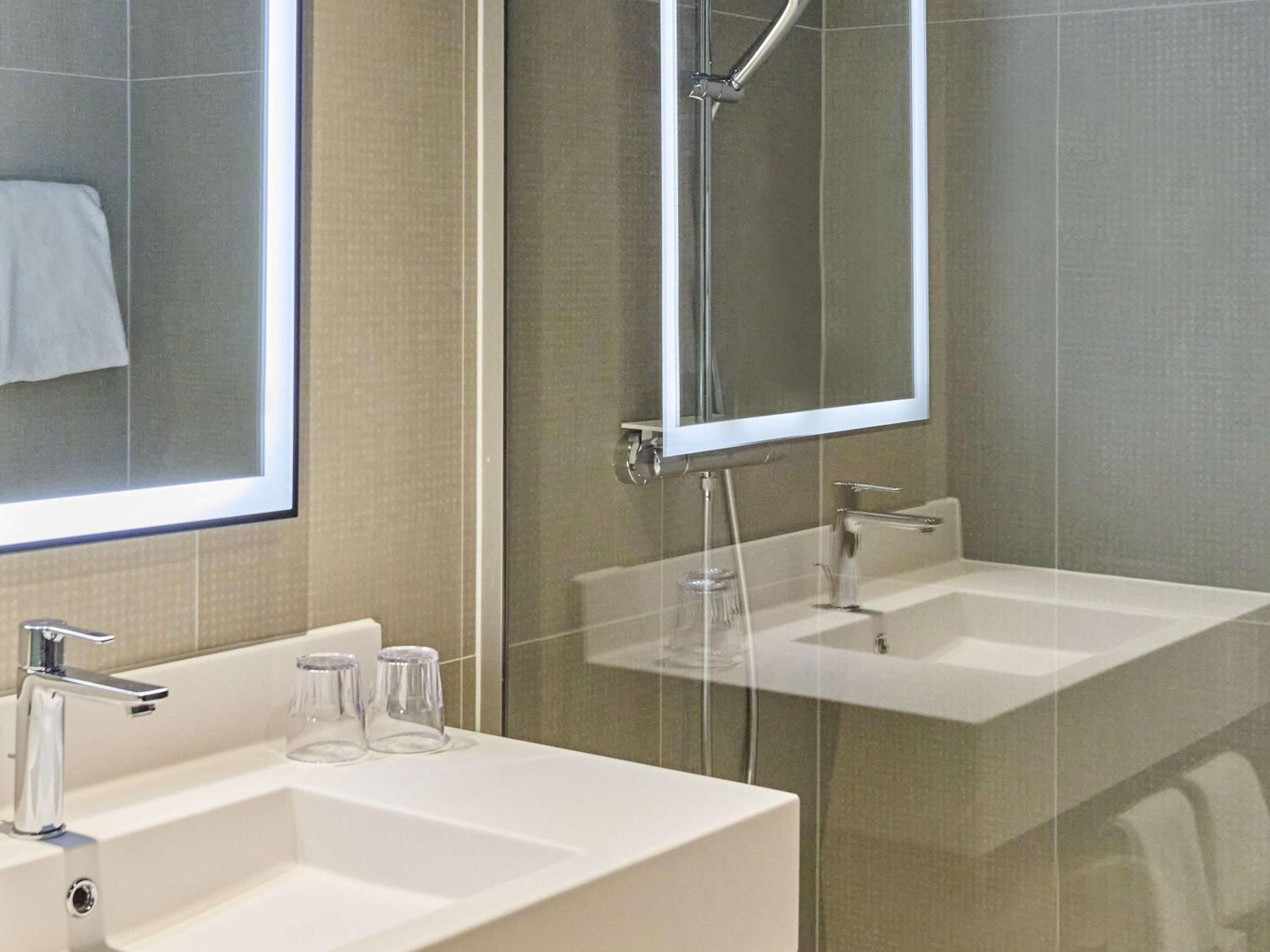 Classic Double Room - Photo 7