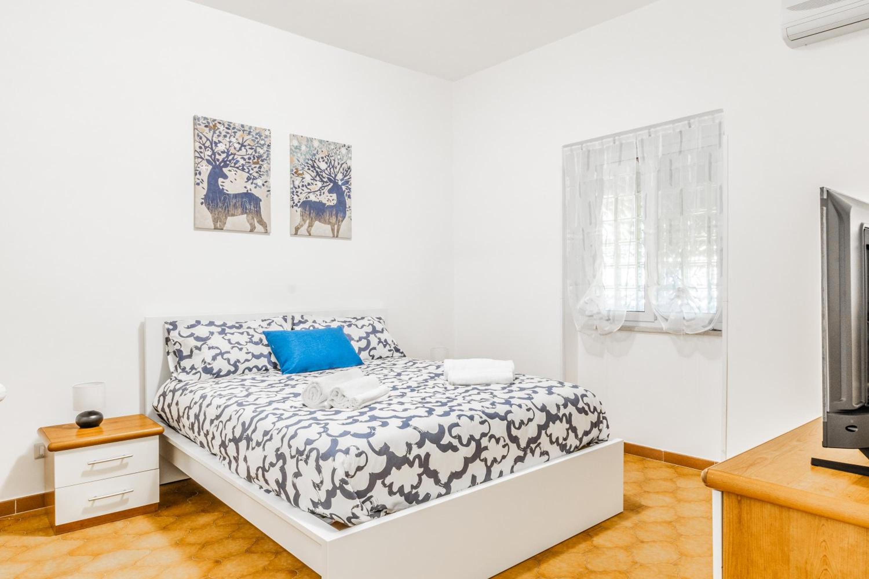 Three-Bedroom Villa photo 2