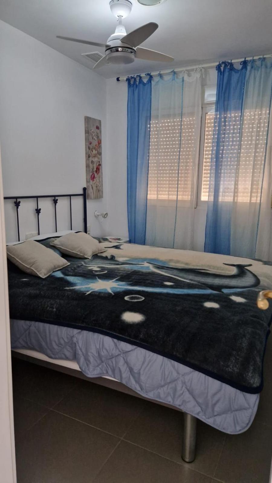 Apartamento con vista al mar