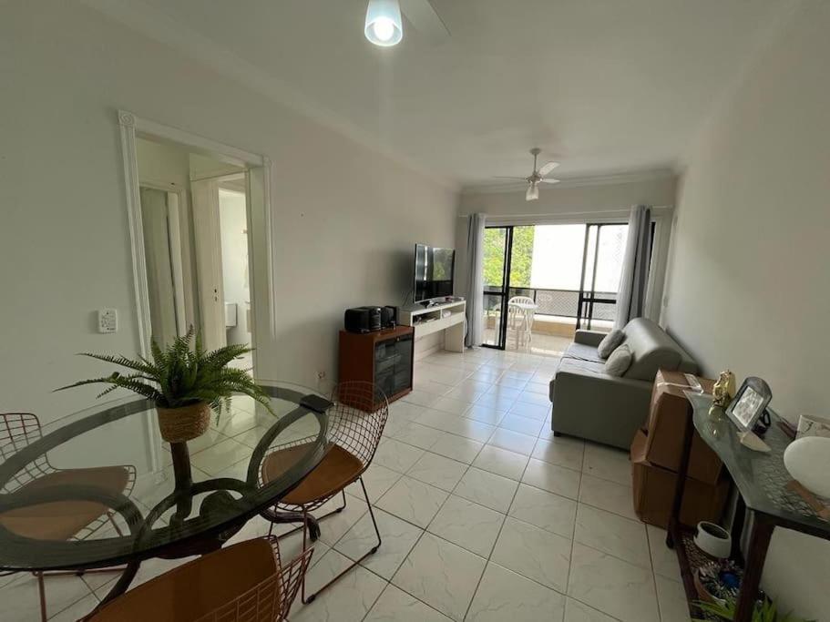 Three-Bedroom Apartment photo 1