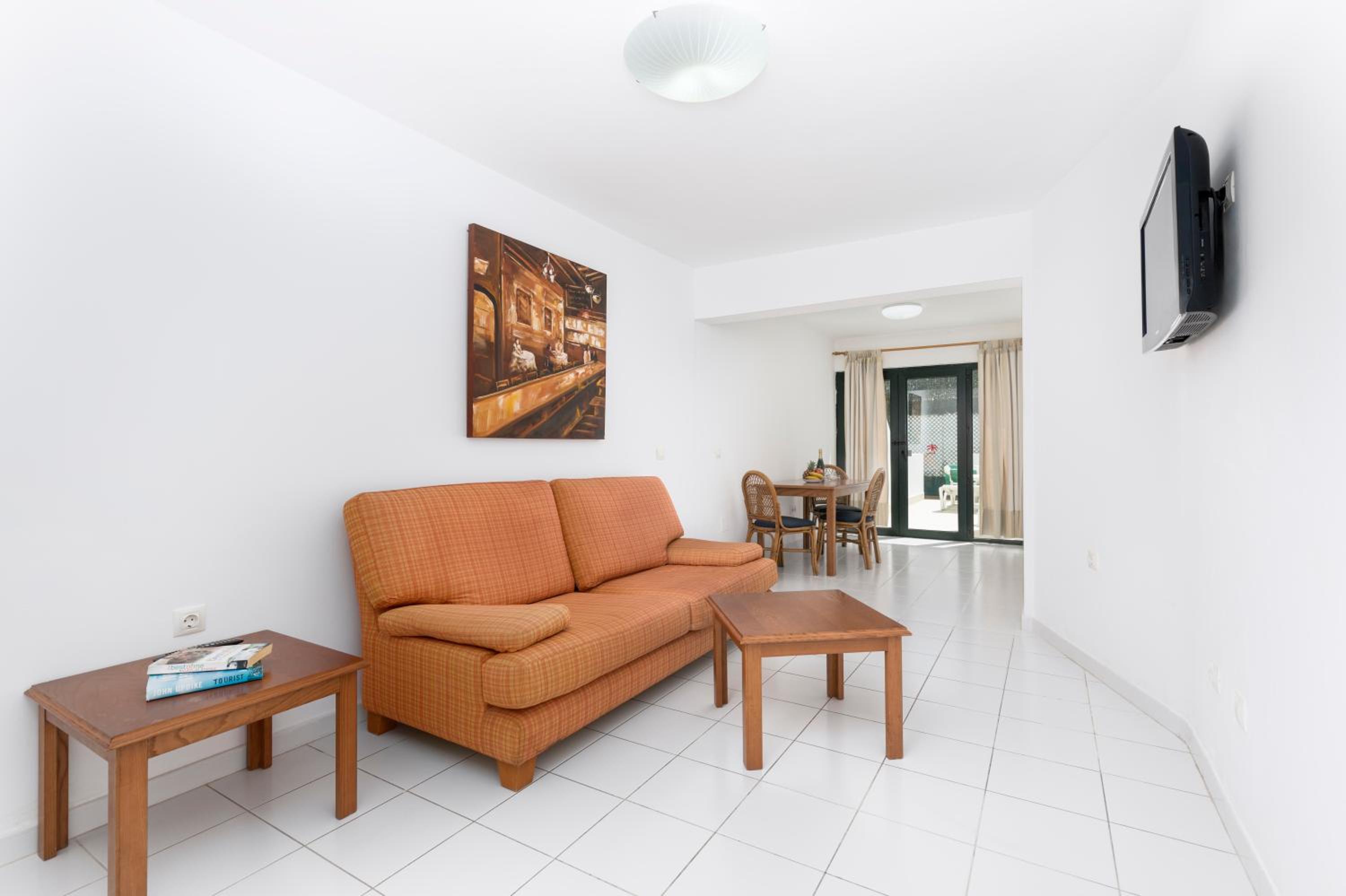 Apartamento Estándar - Planta Baja (2 Adultos)