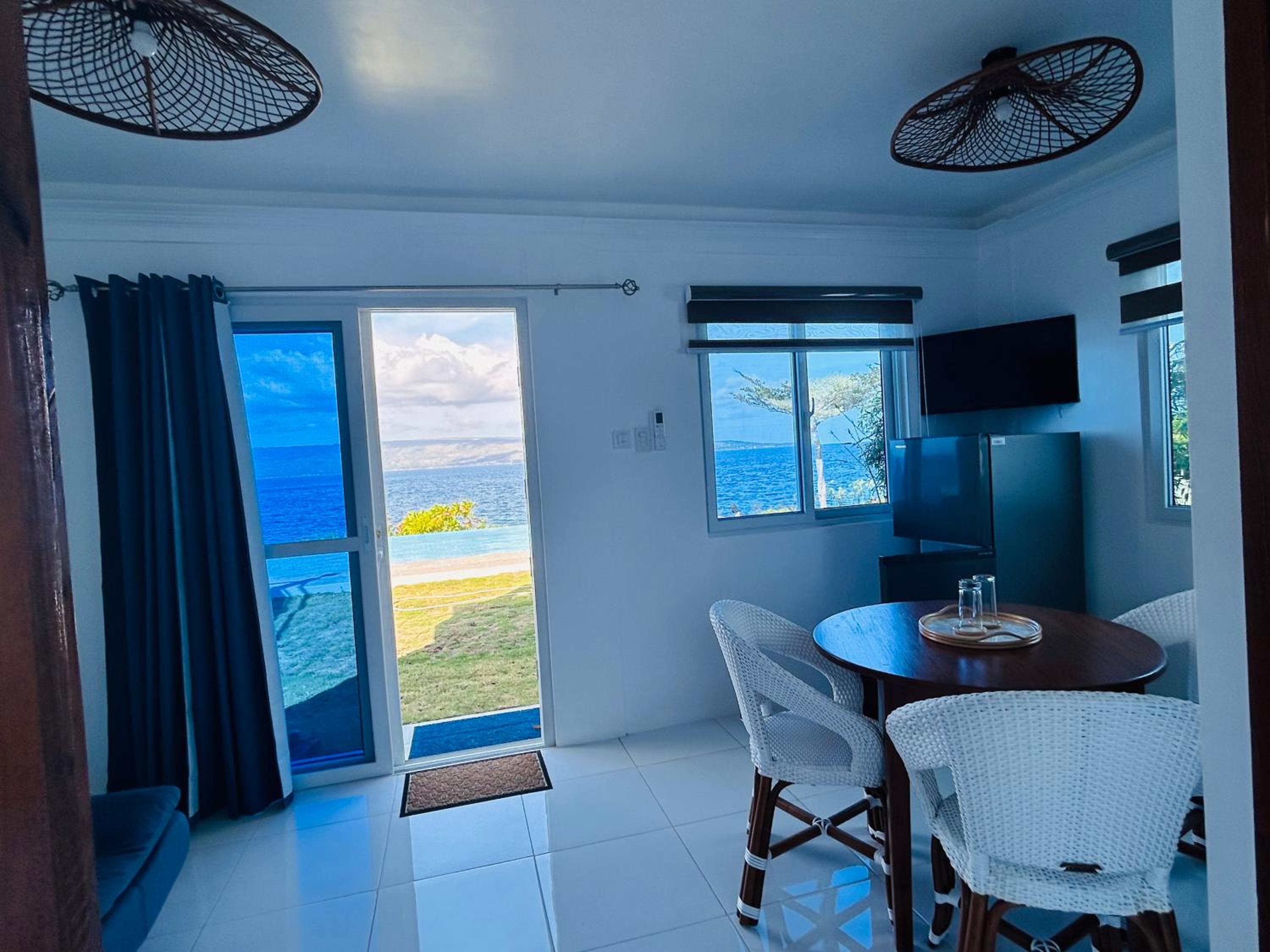 Villa with Sea View - Photo 2