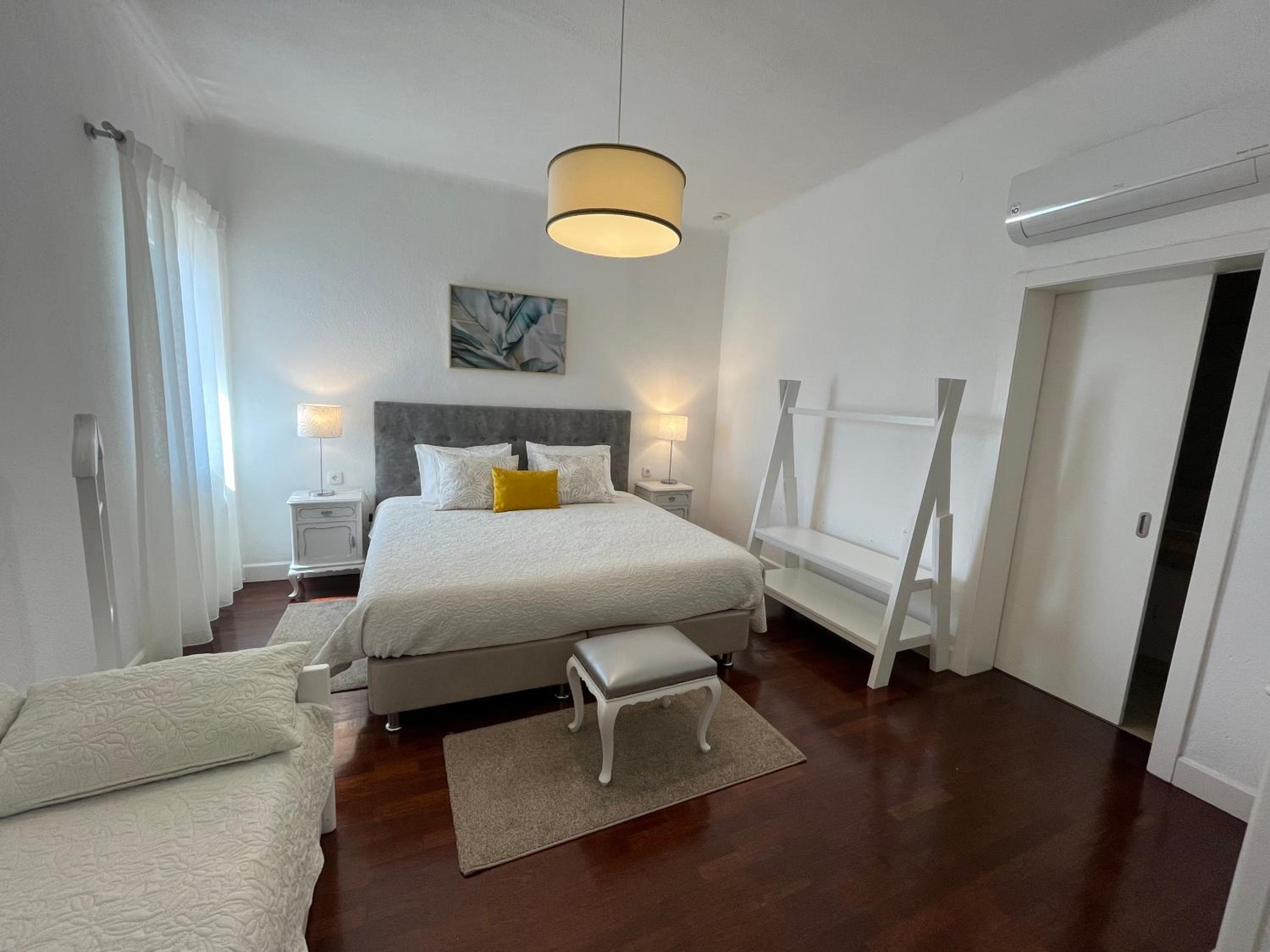 Double Room with Private Bathroom photo 1