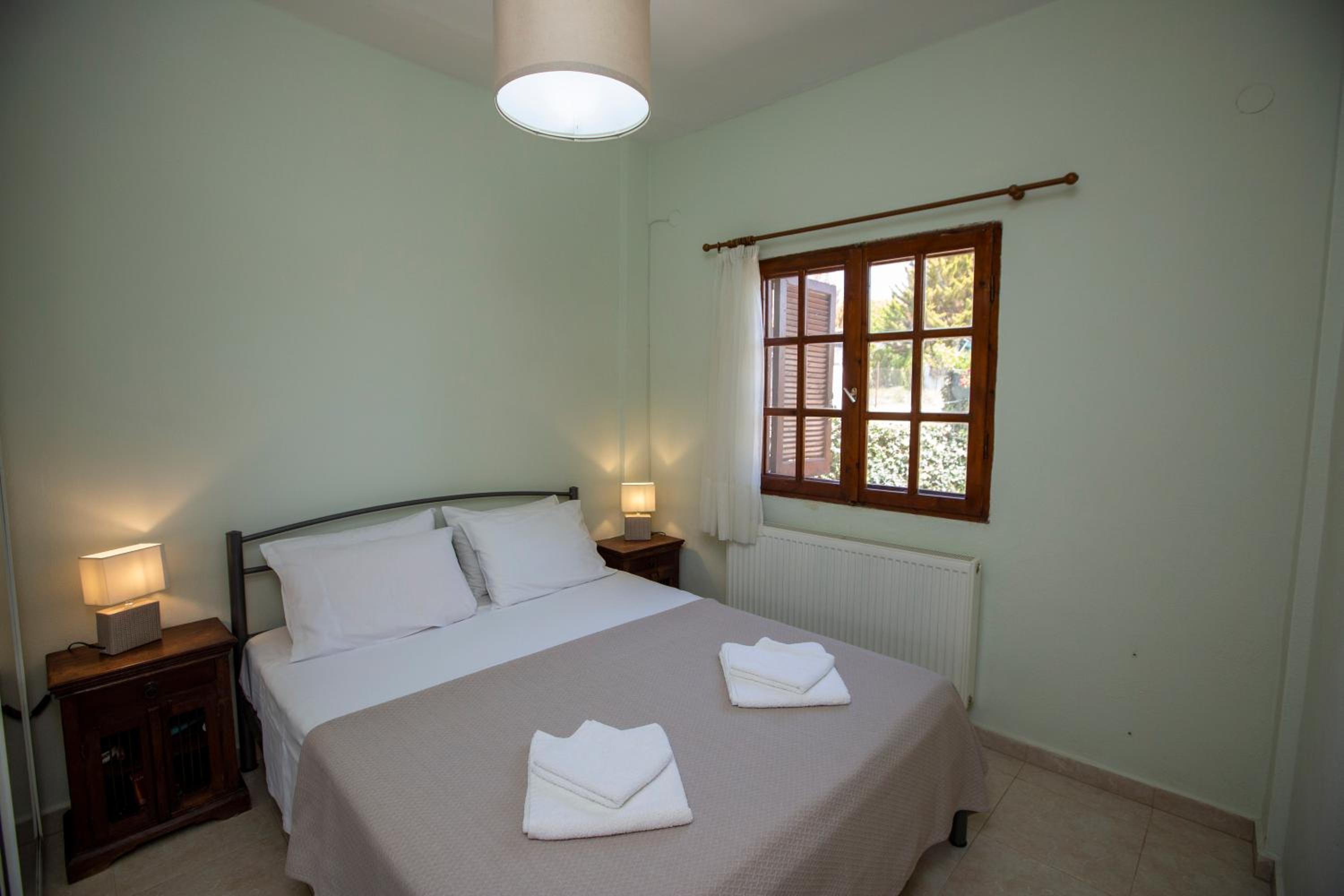 Two-Bedroom House photo 3