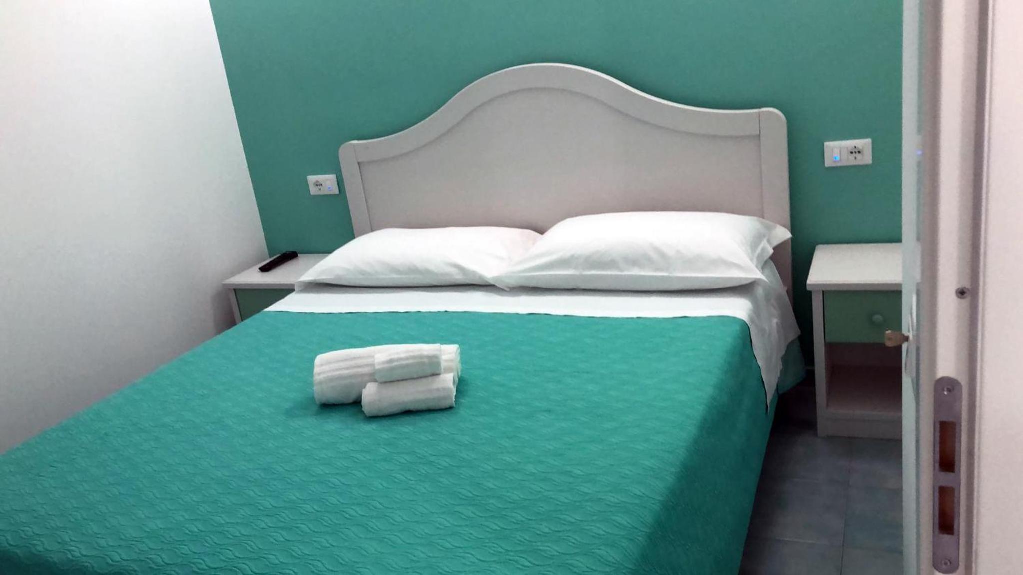 Economy Double Room - Photo 1