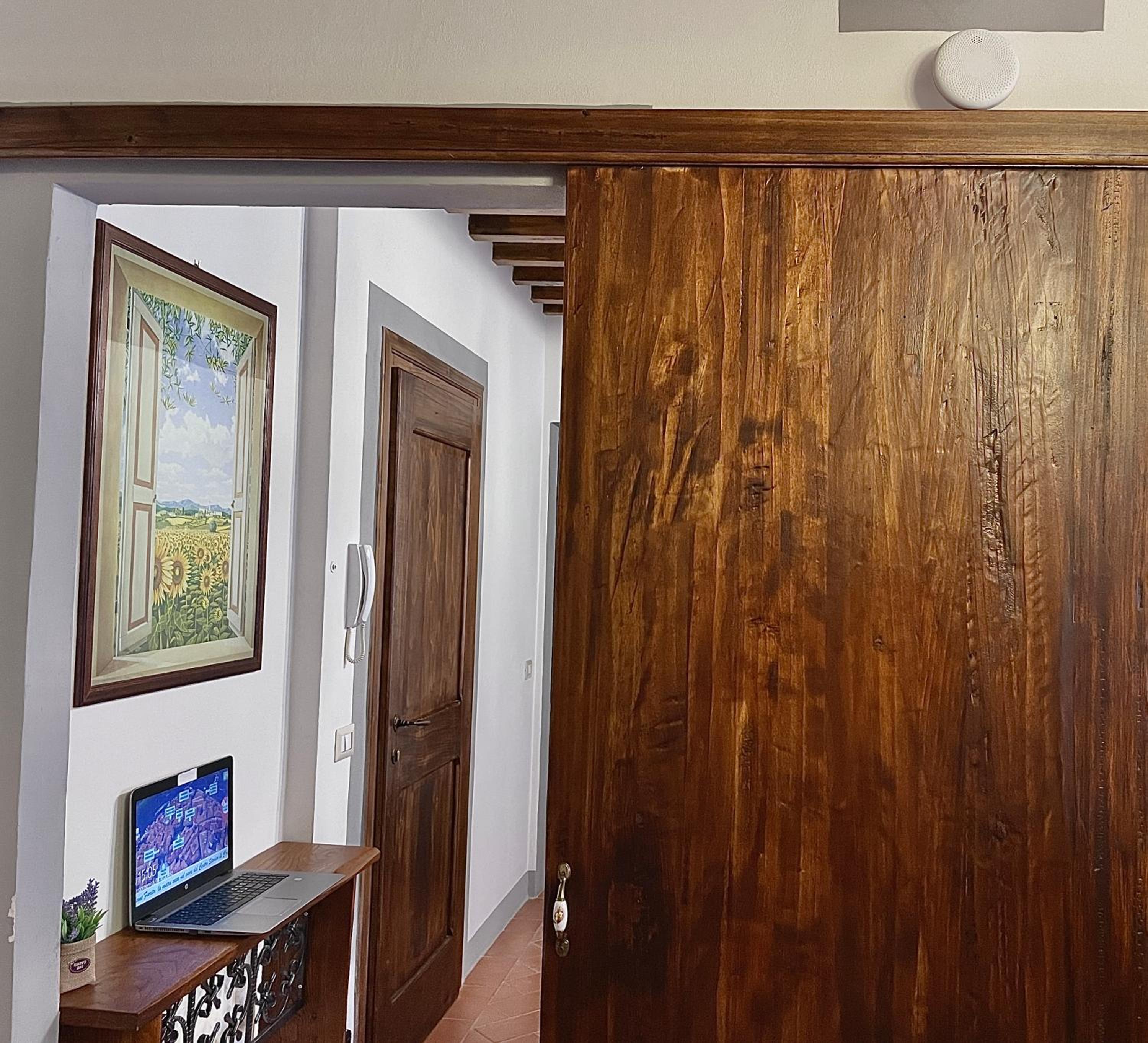 Apartment photo 1