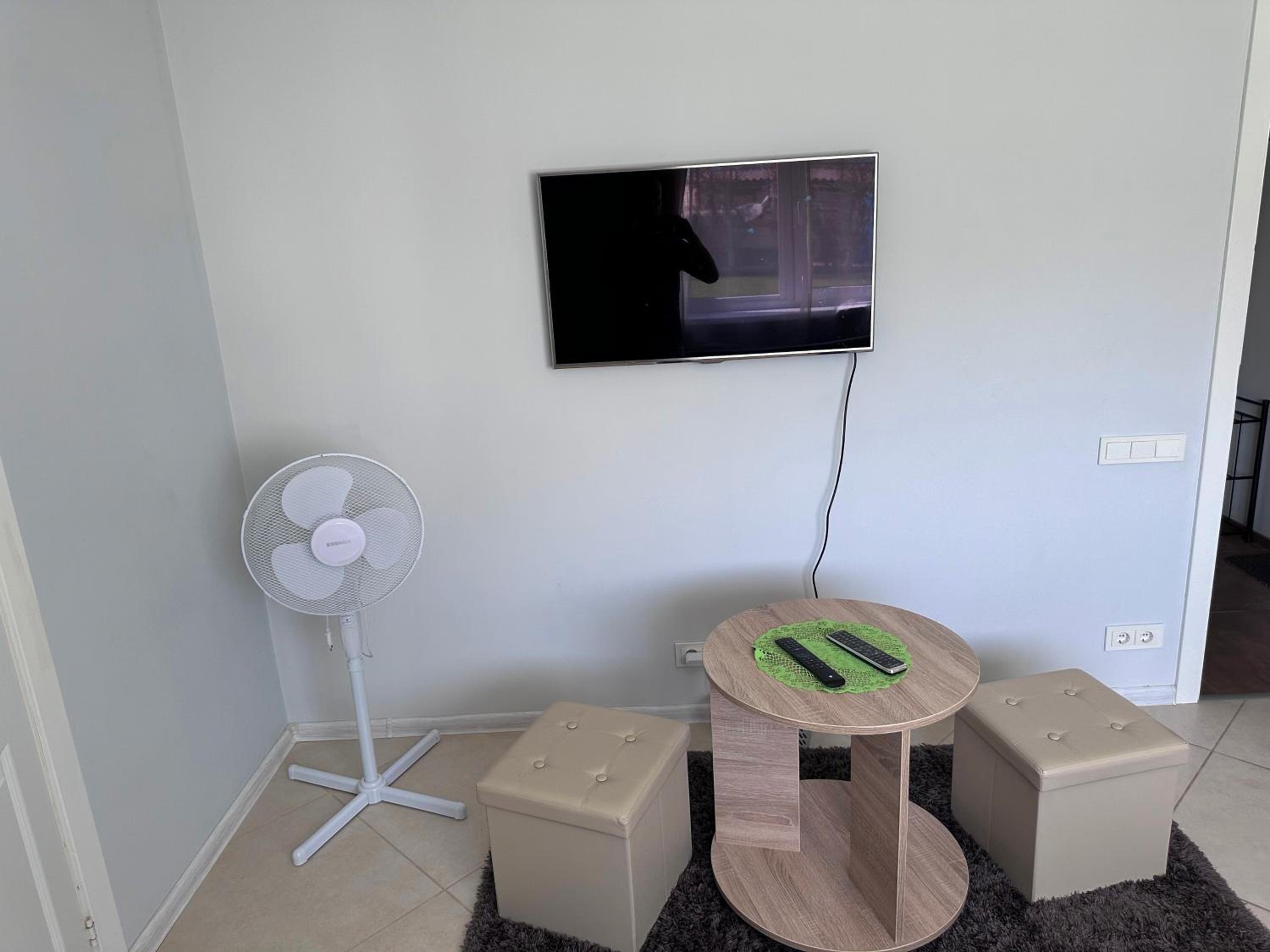 Apartment - Ground Floor - Photo 4