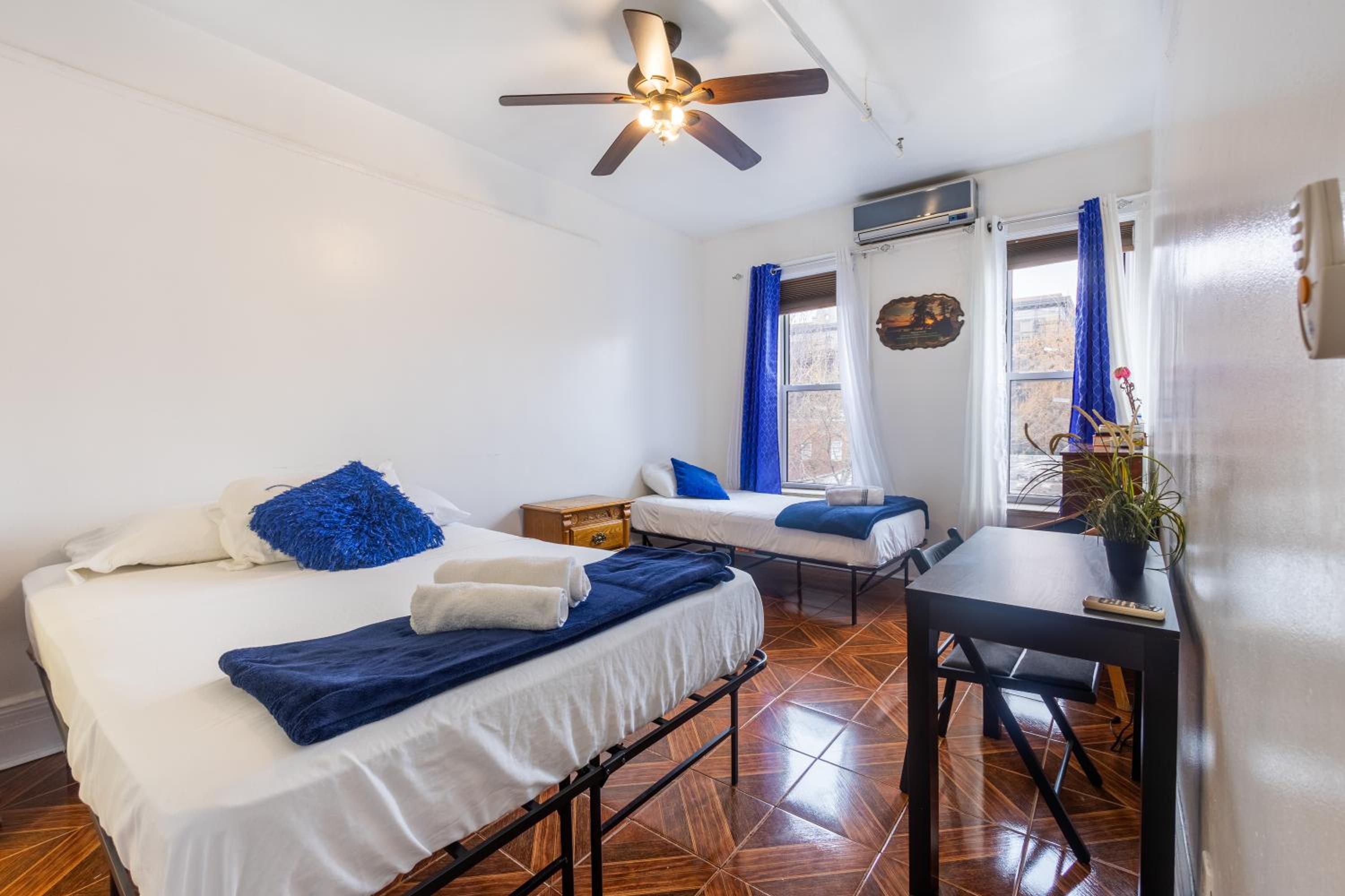 Triple Room with Private Bathroom photo 1
