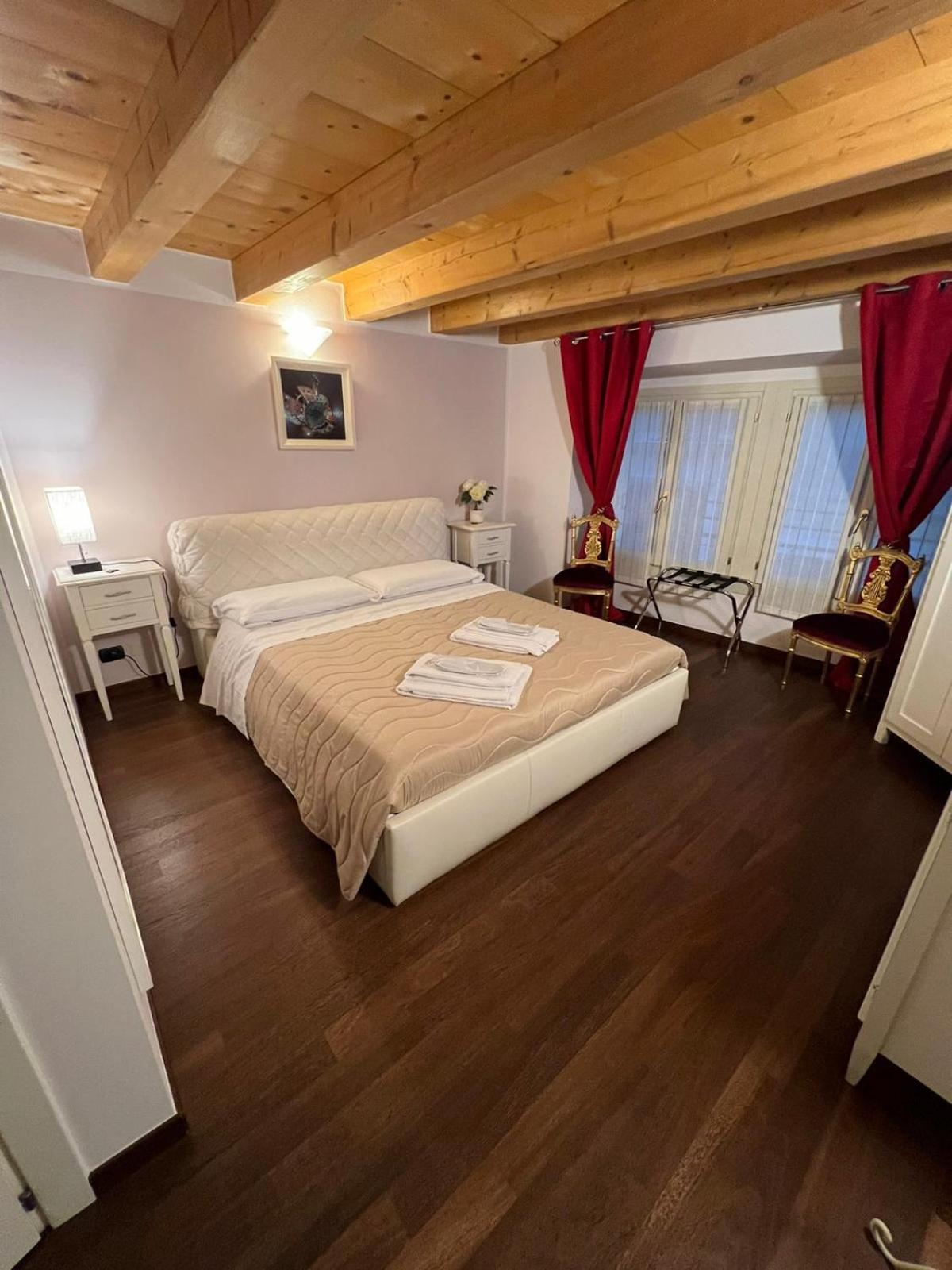 Double Room - Photo 1