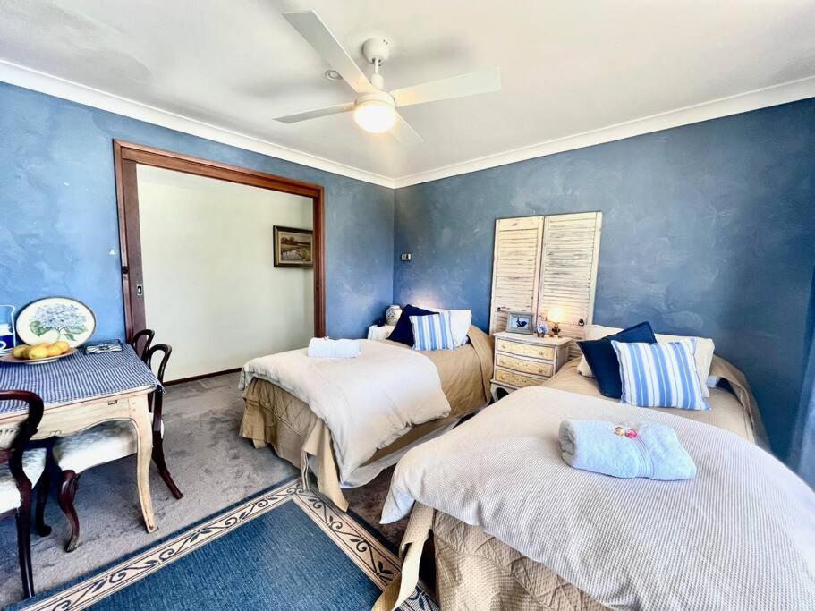 Three-Bedroom Apartment with View photo 1