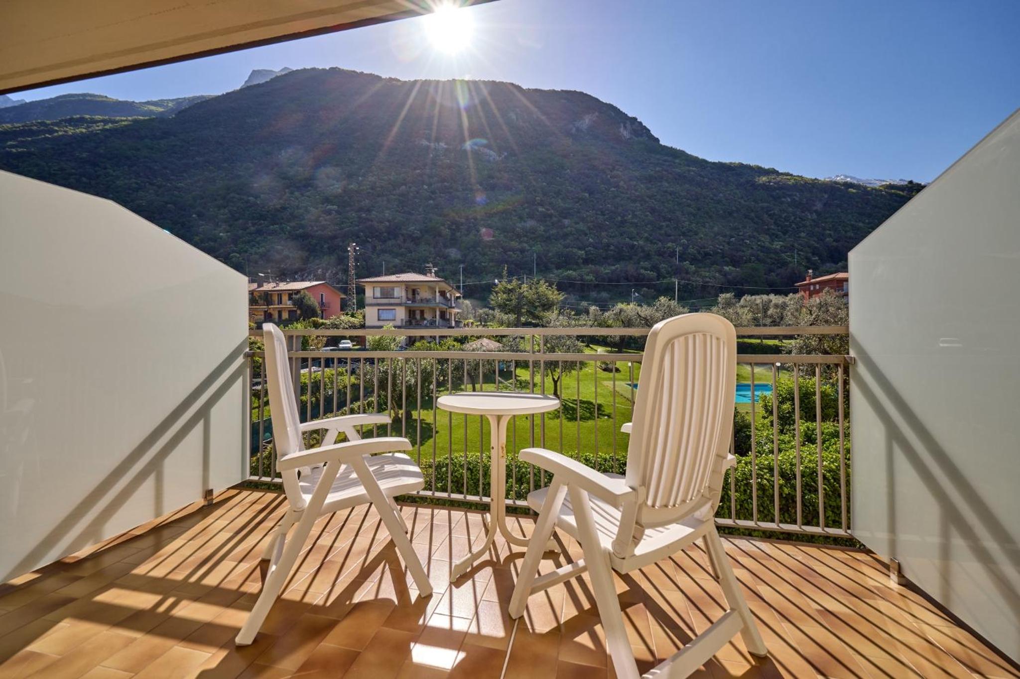 Double or Twin Room with Garden View photo 2