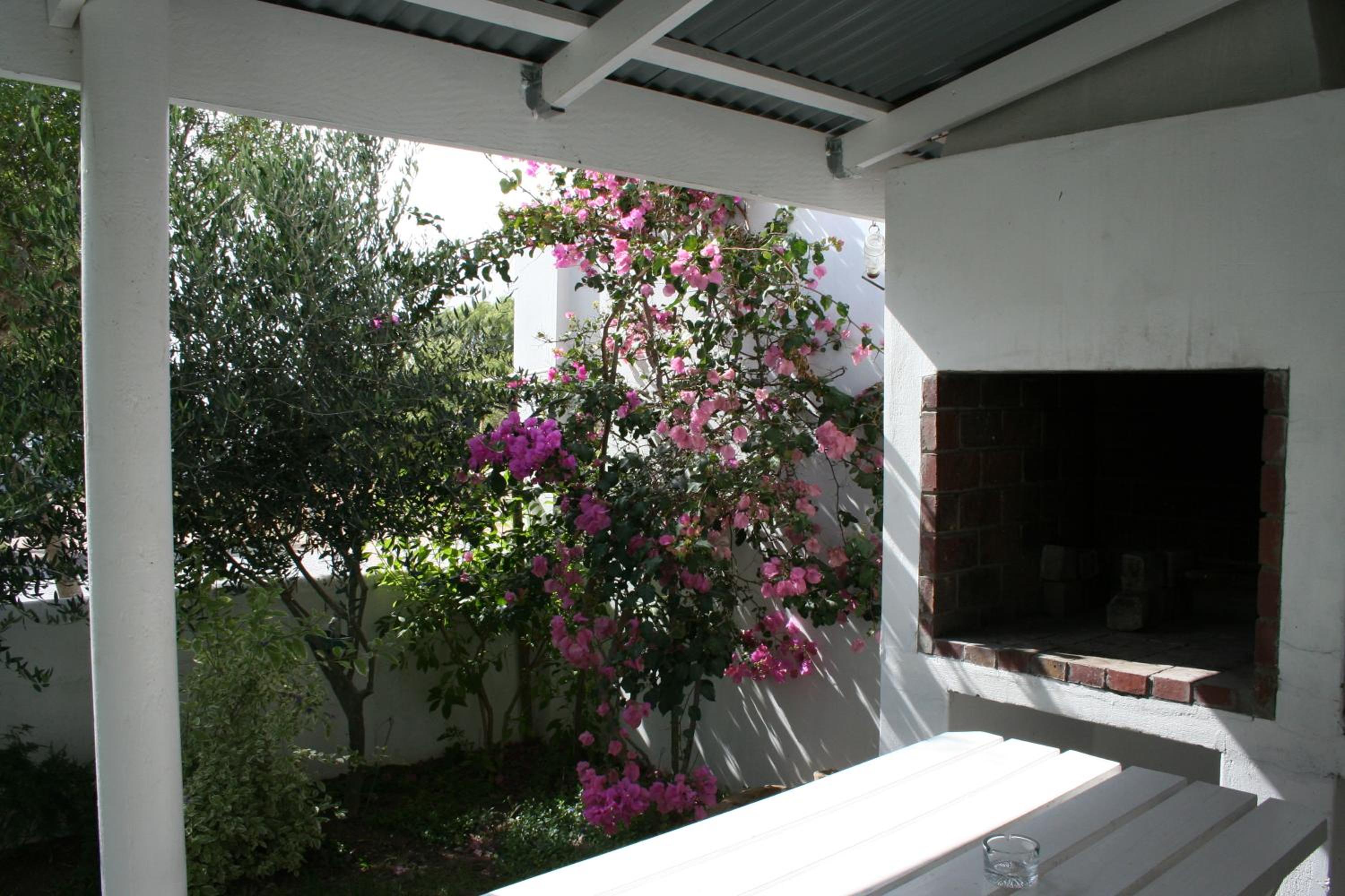 Apartment photo 3