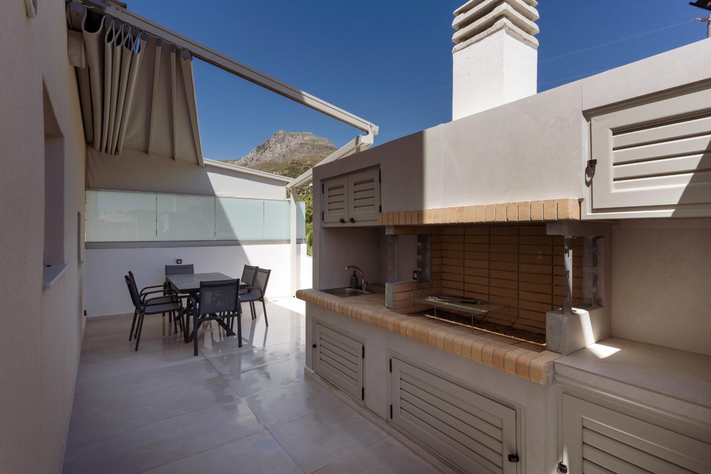 Villa with Private Pool photo 3