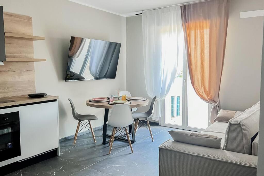 One-Bedroom Premium Apartment photo 1