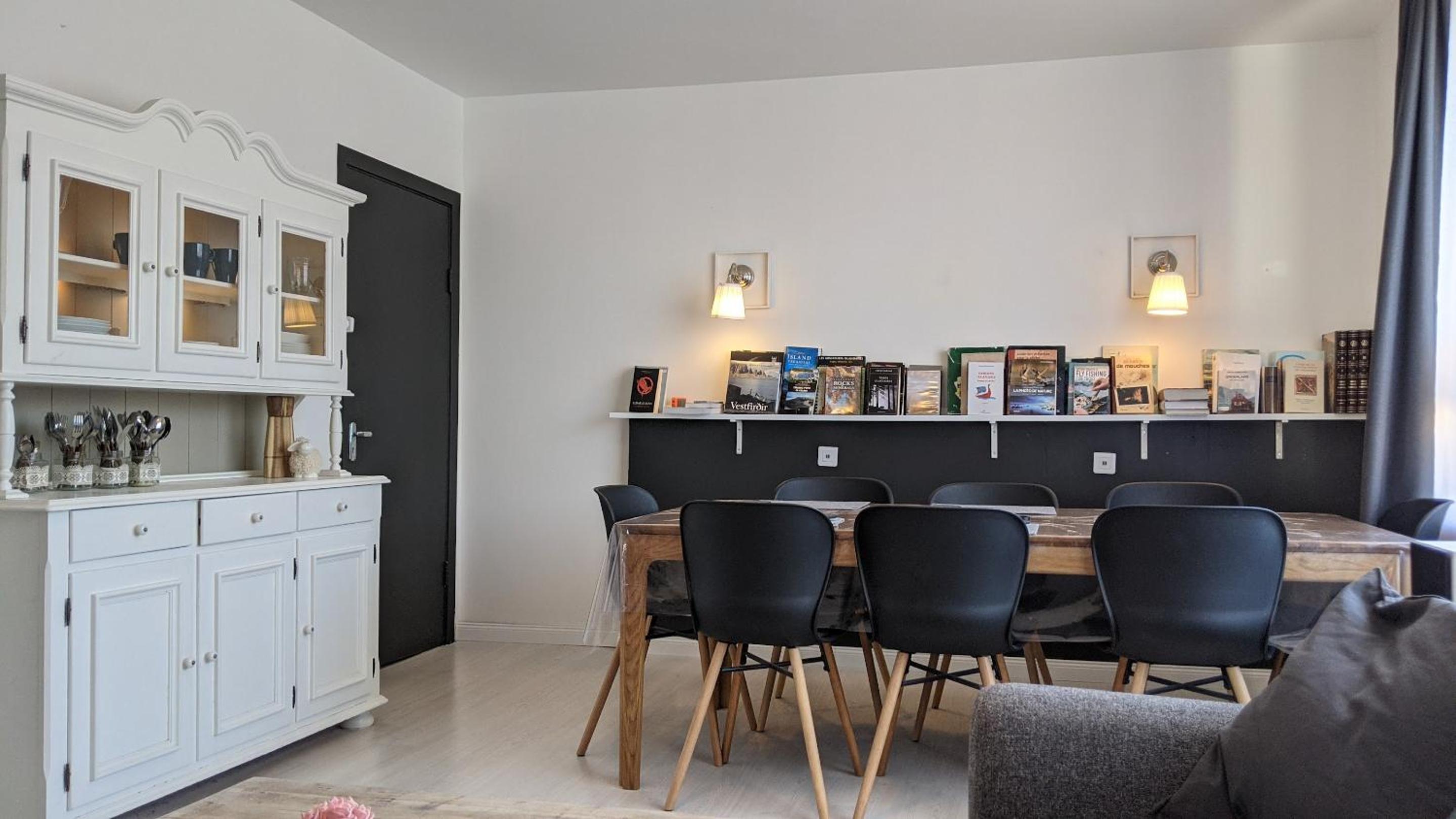 Deluxe Double Room with Sea View - Photo 9