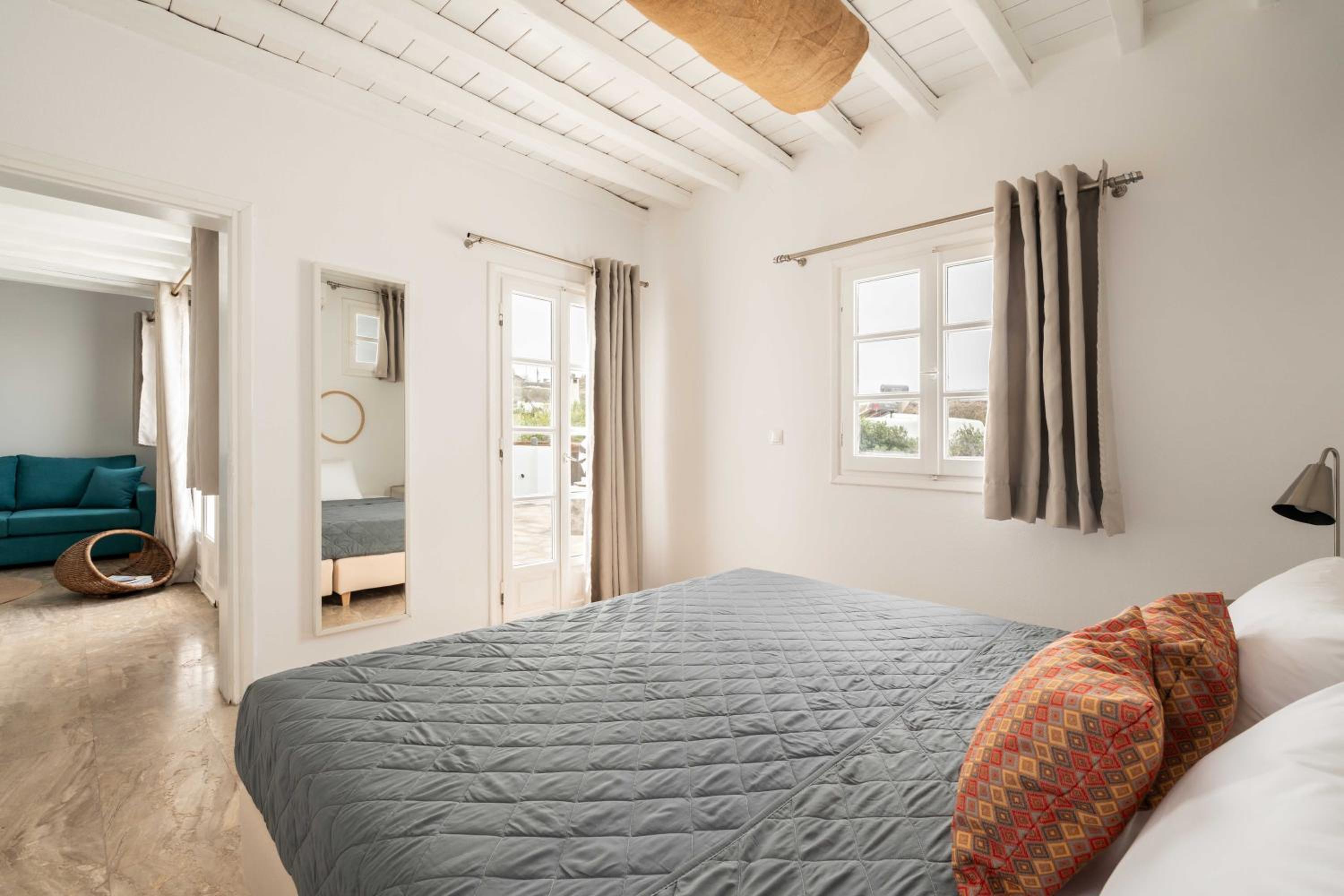 Family Two-Bedroom Apartment with View
