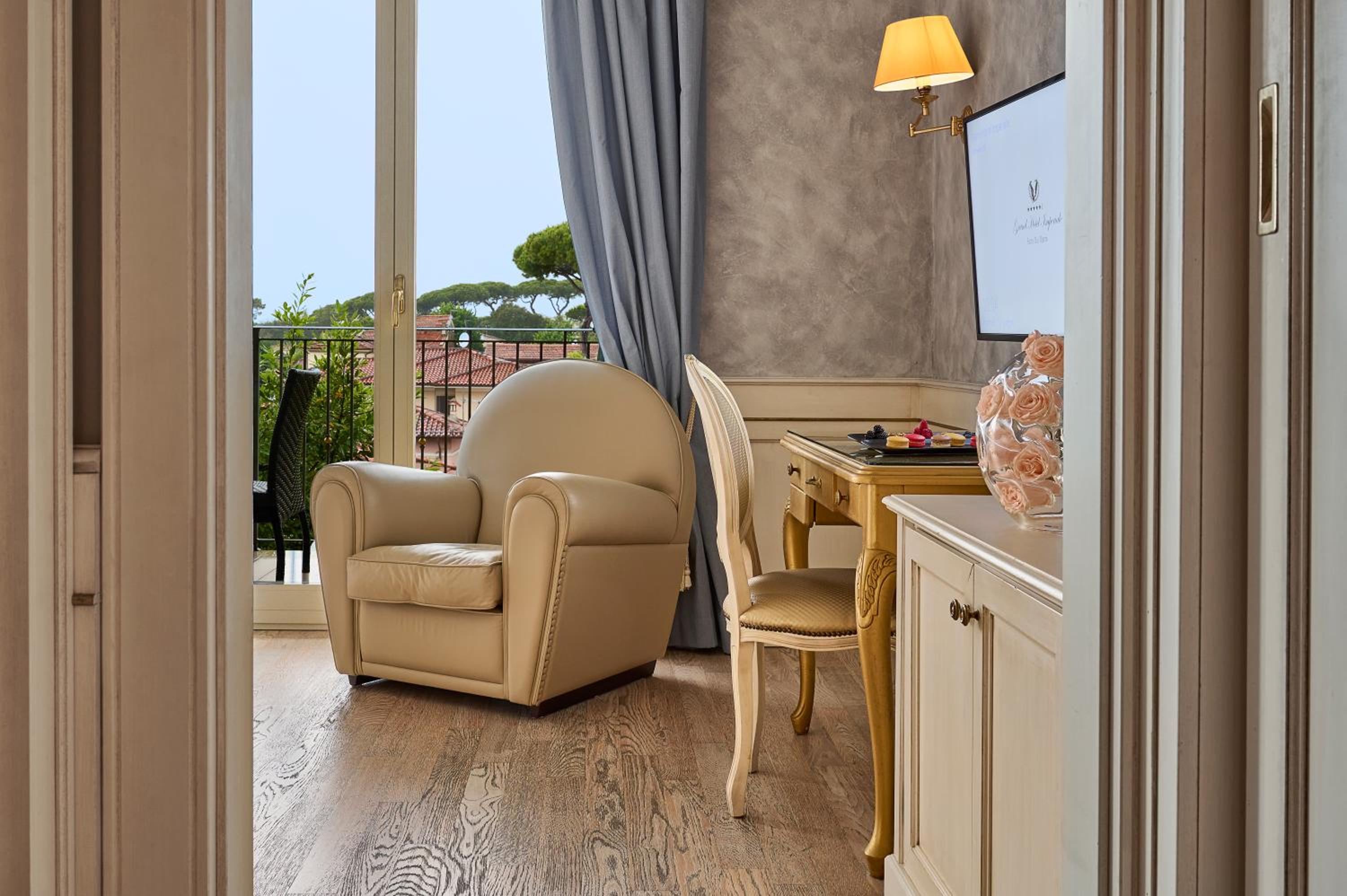 Deluxe Double or Twin Room with Balcony