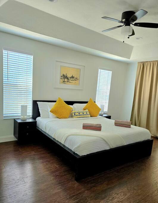 Four-Bedroom House photo 1