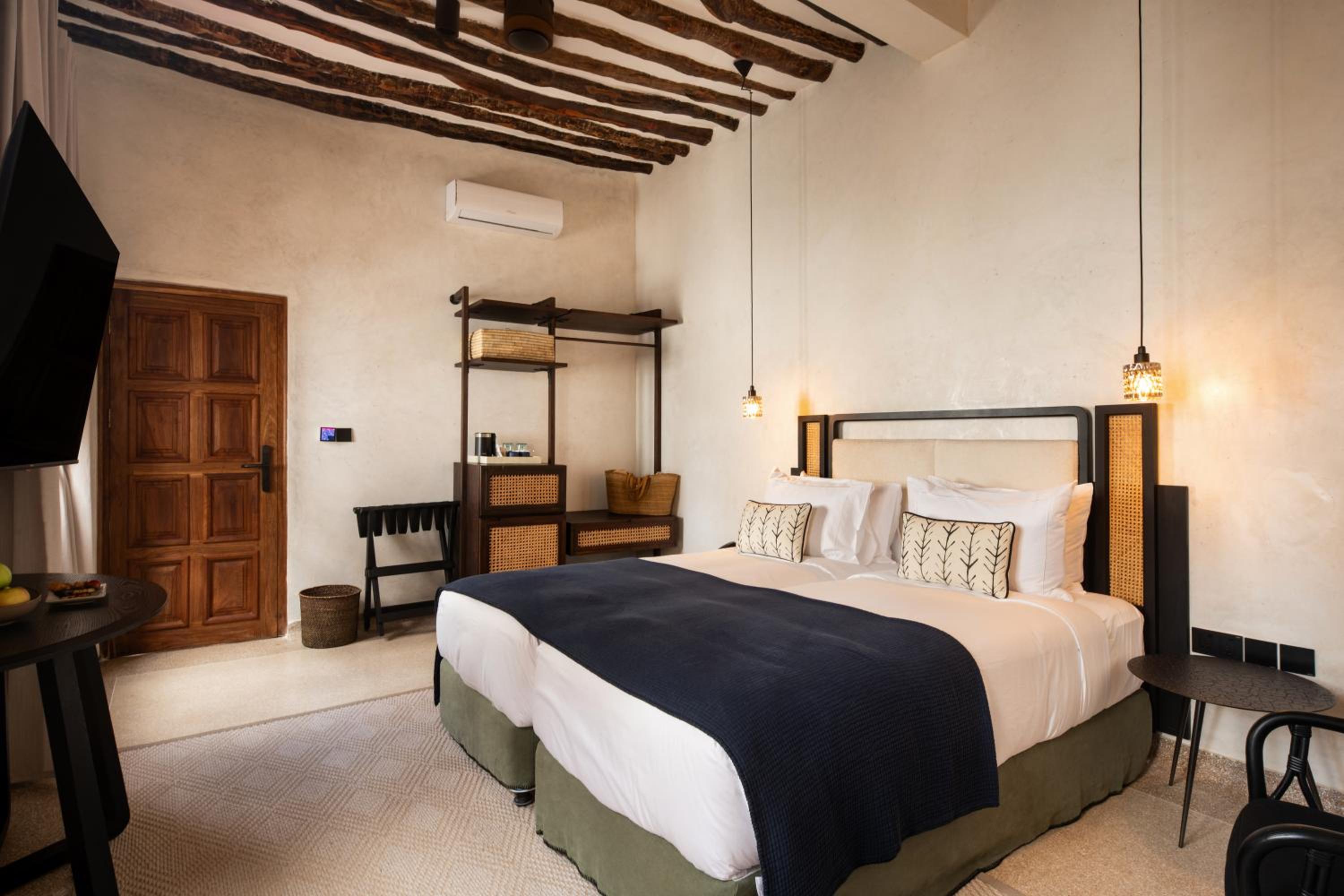 Deluxe Twin Room - Photo 7