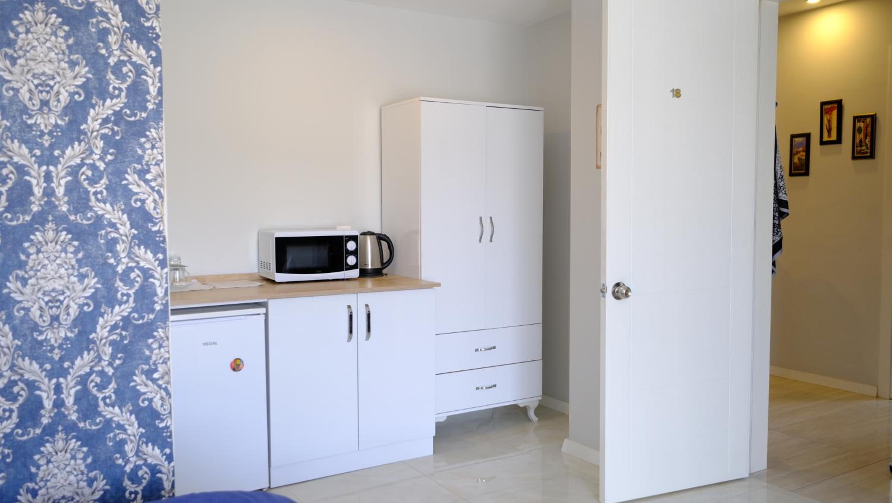 Deluxe Triple Room - Photo 5