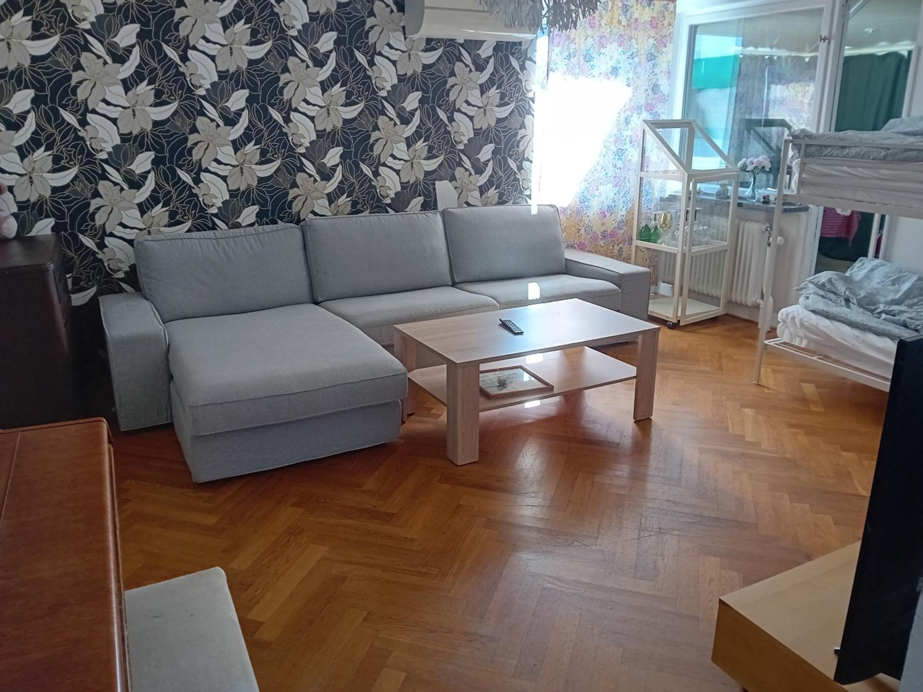 Villa photo 1