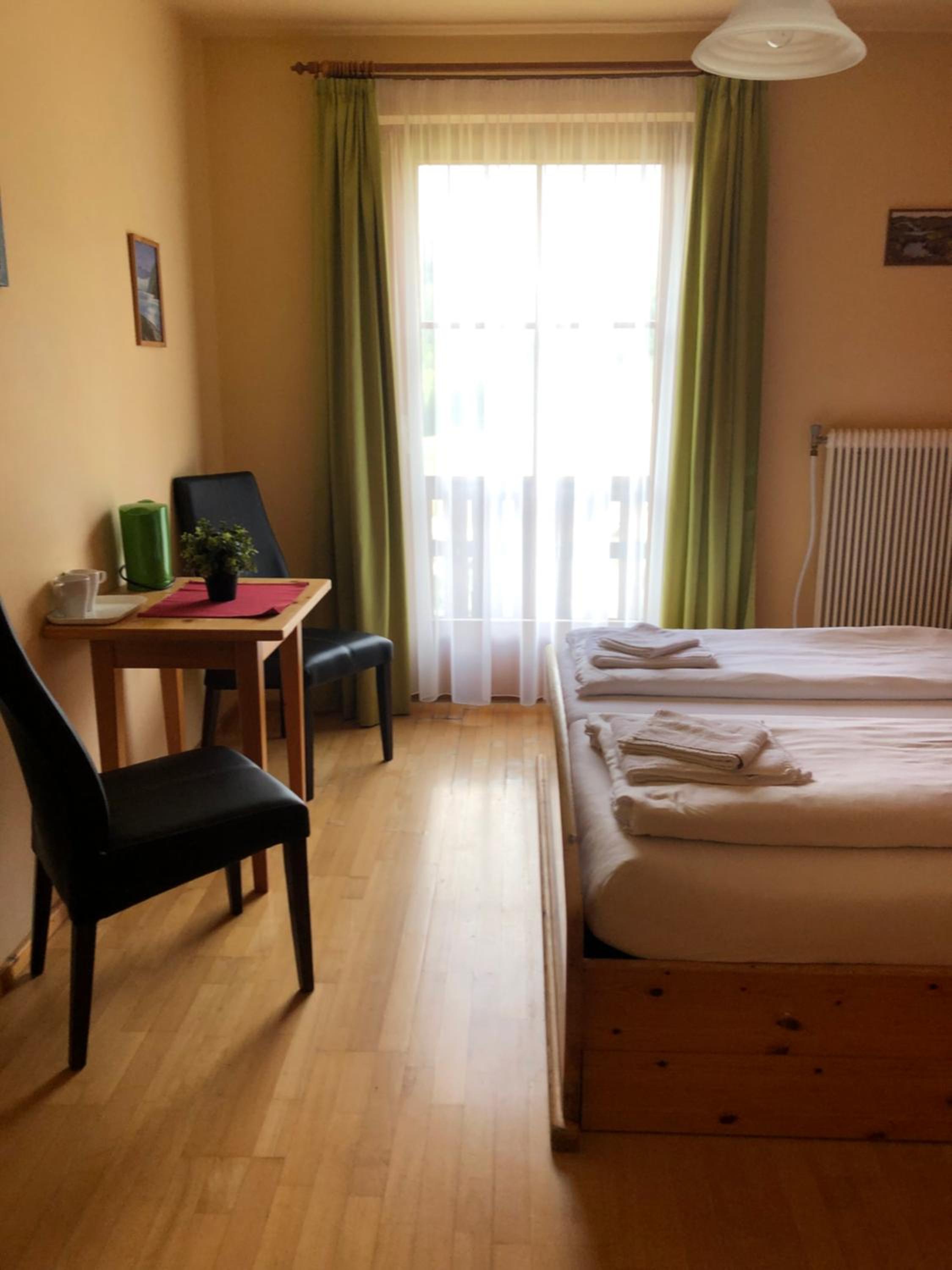 Double Room with Mountain View - Photo 13