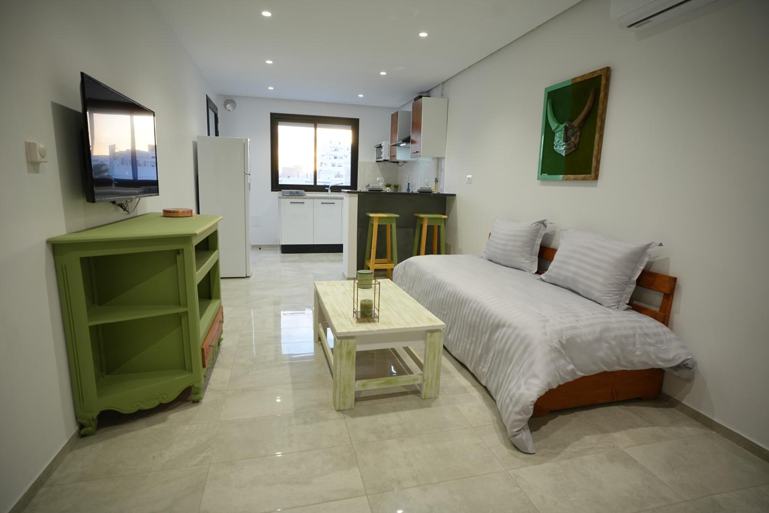 One-Bedroom Apartment