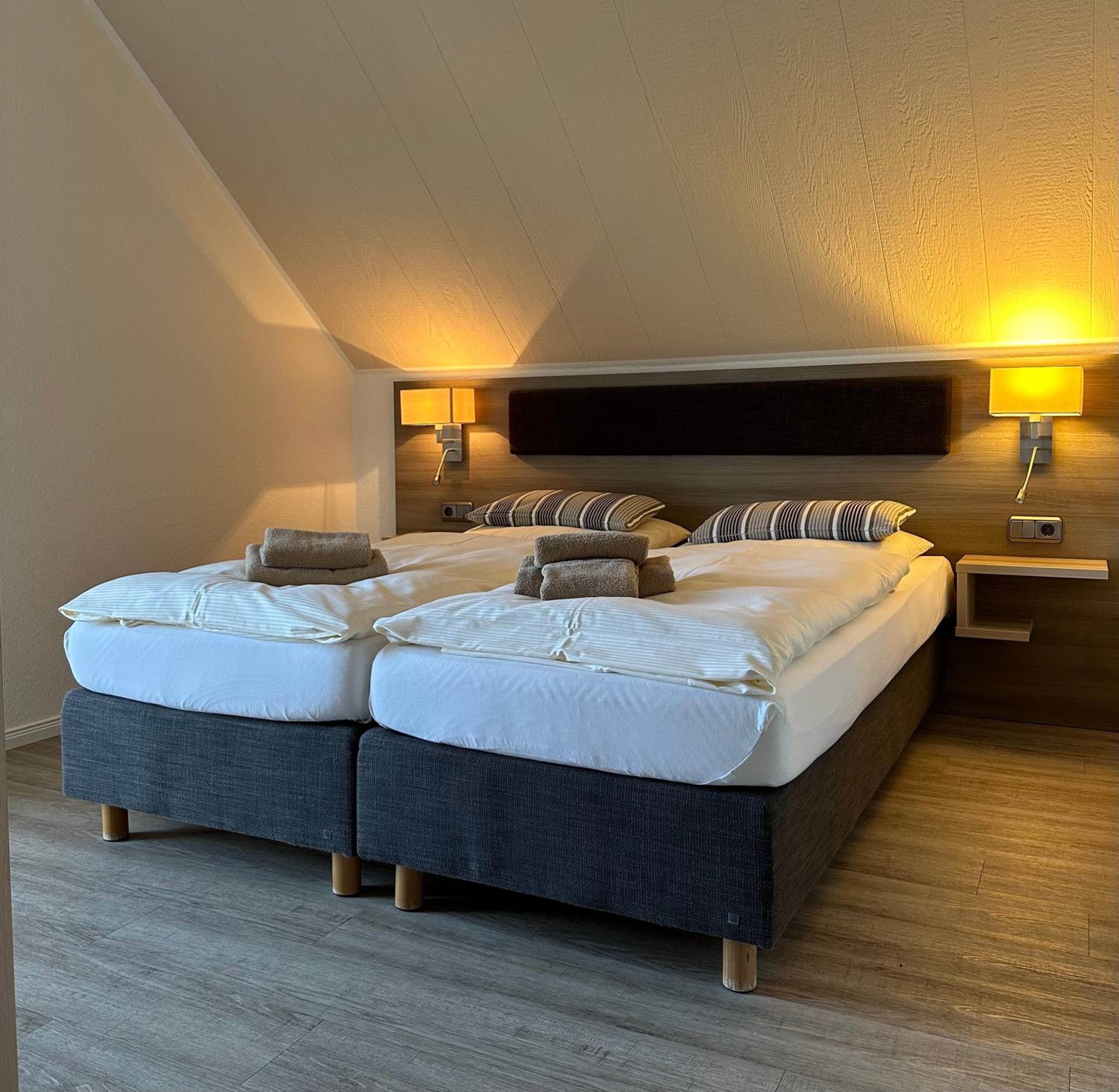 One-Bedroom Apartment - Oceanfront photo 3