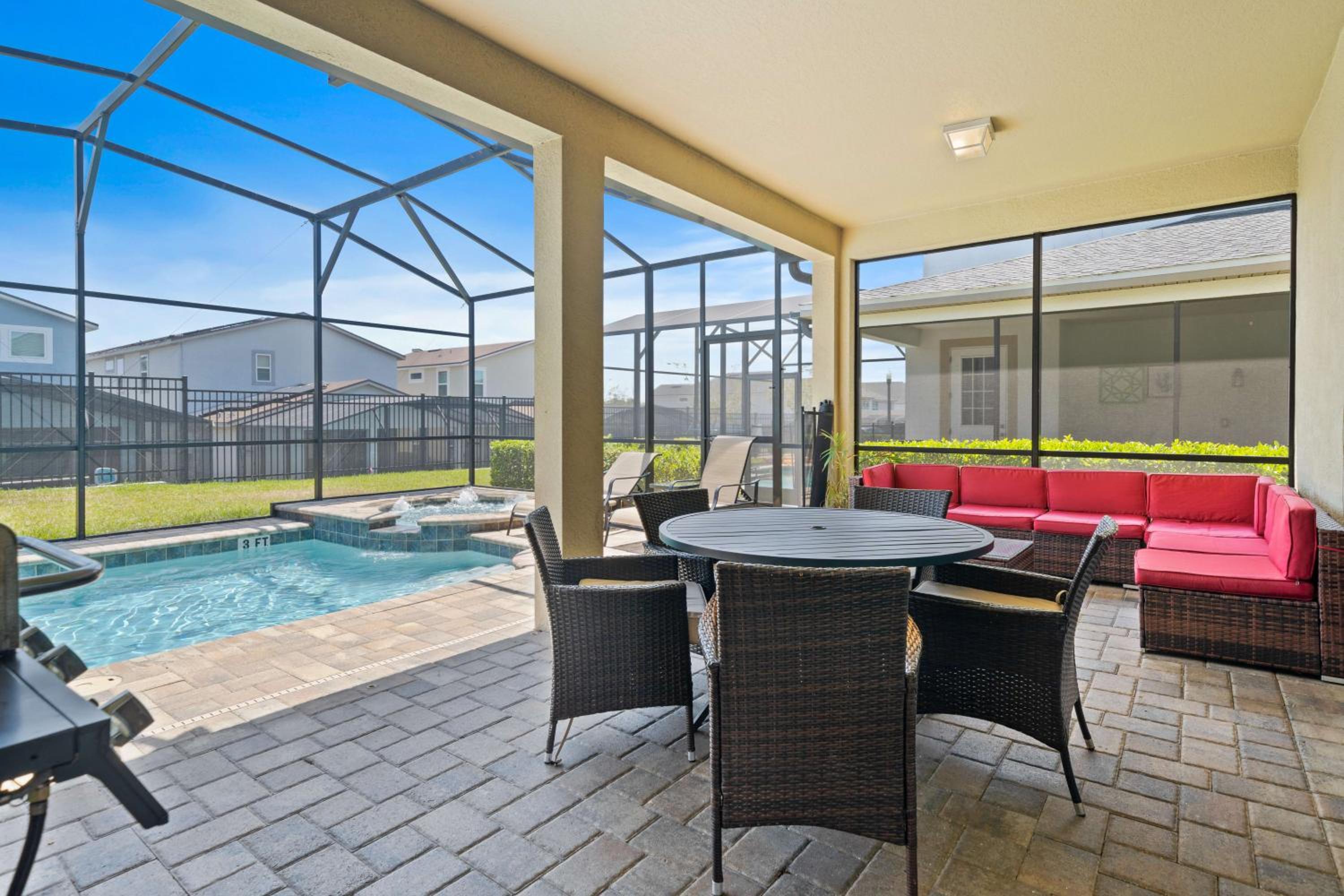 Four-Bedroom House - Photo 27