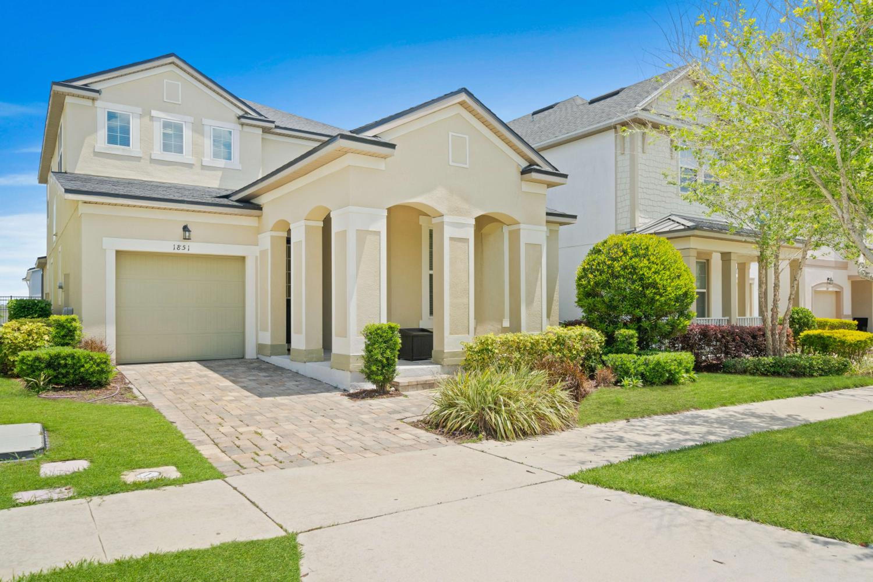 Four-Bedroom House - Photo 31