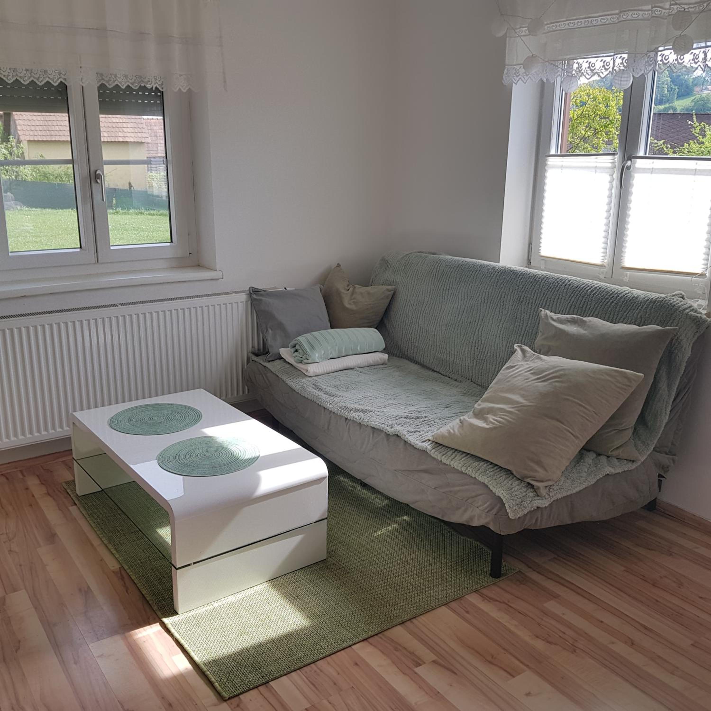 One-Bedroom House photo 1
