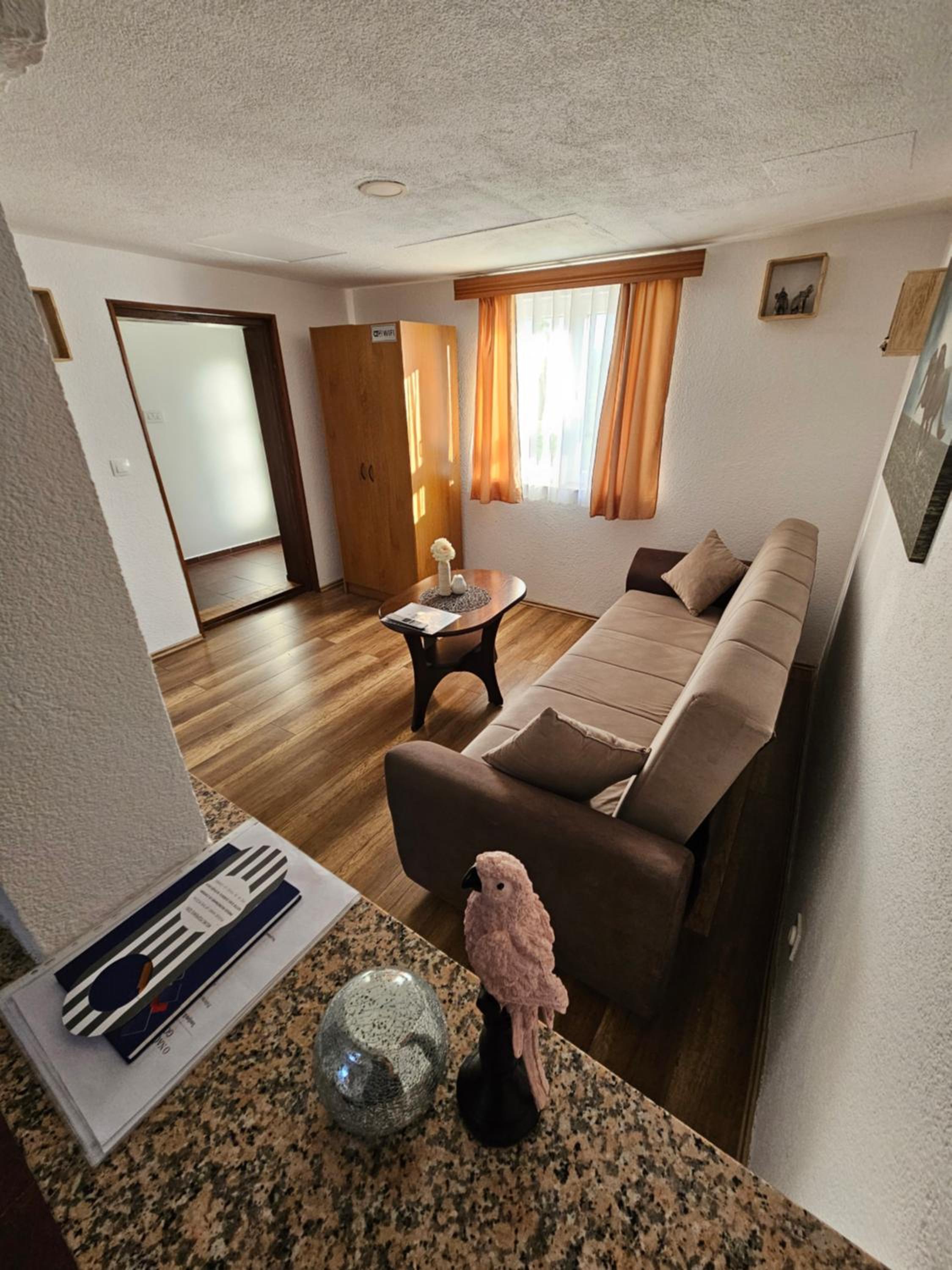 One-Bedroom Apartment - Photo 9