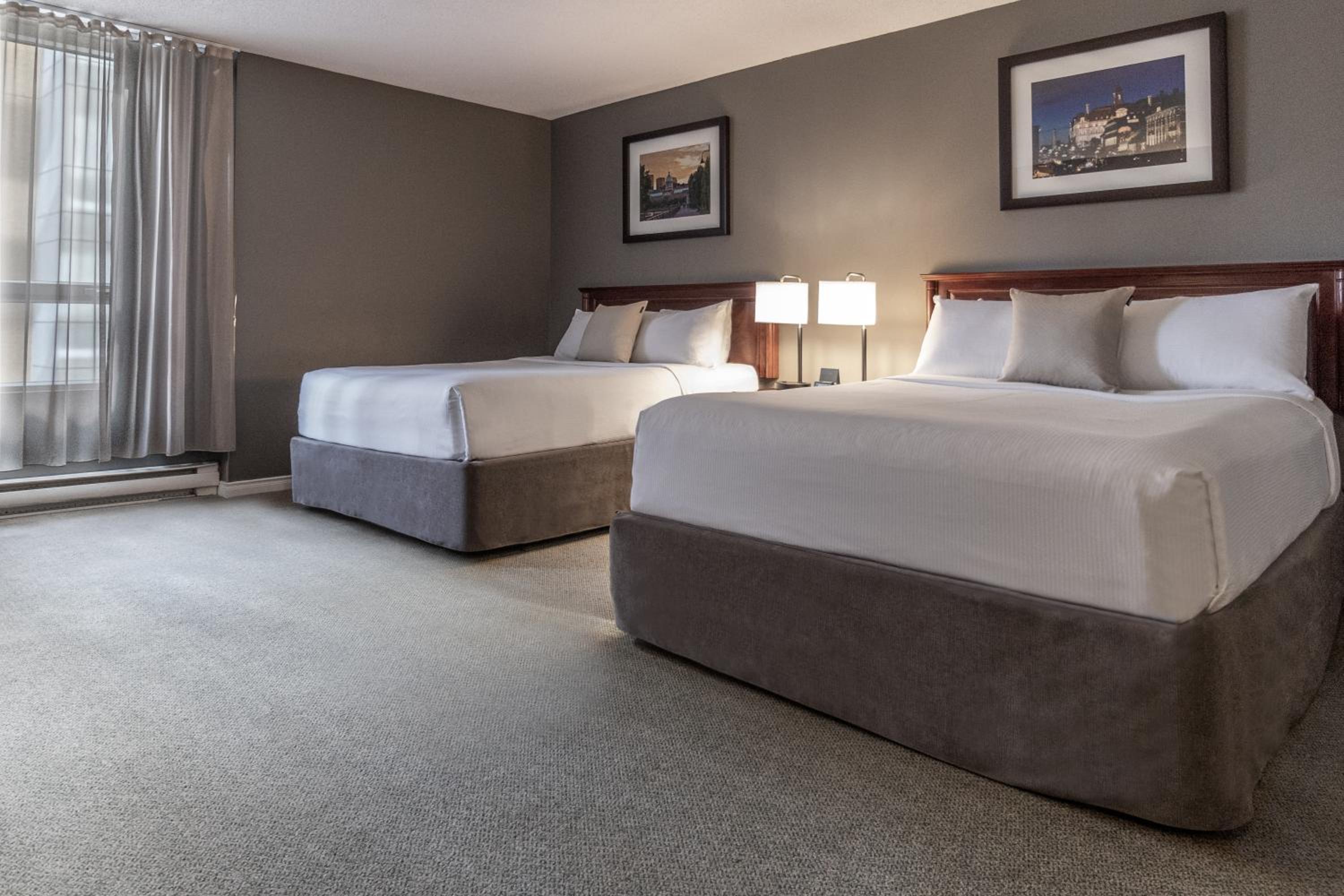 One-Bedroom Suite with Two Queen Beds - Photo 4