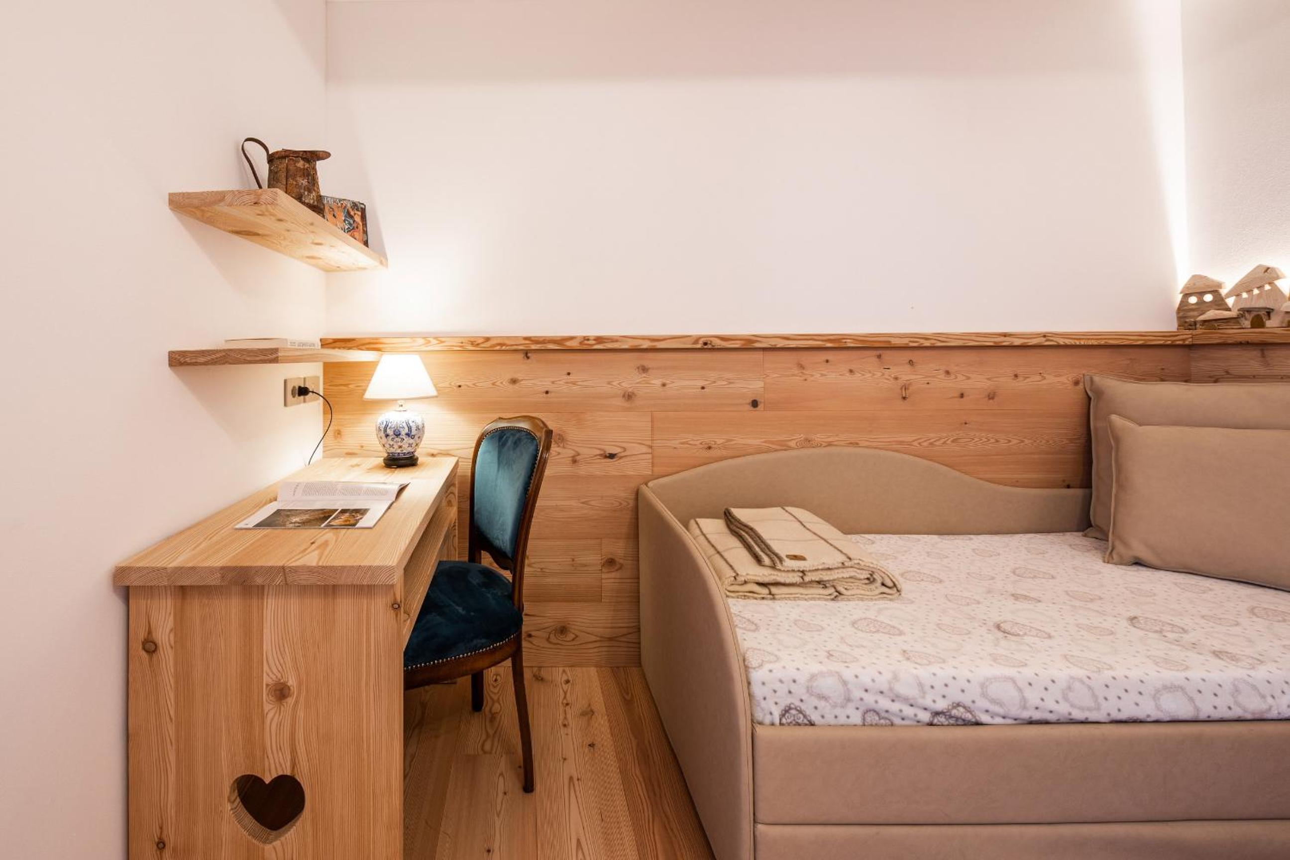 Suite Apartment - Photo 15
