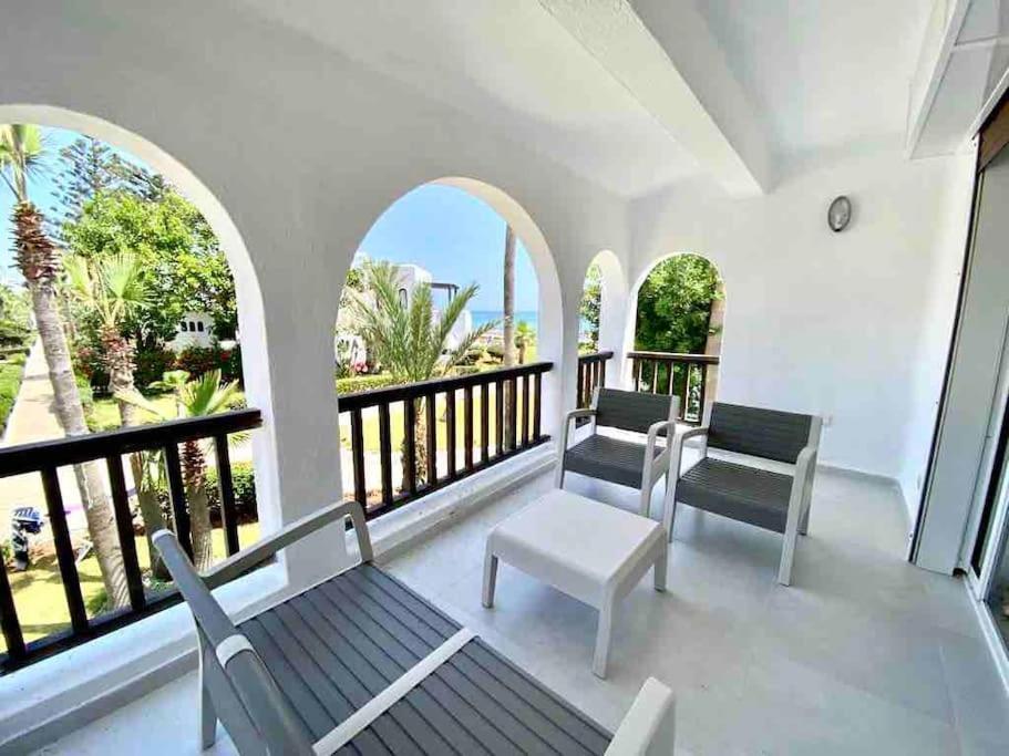 Villa photo 3