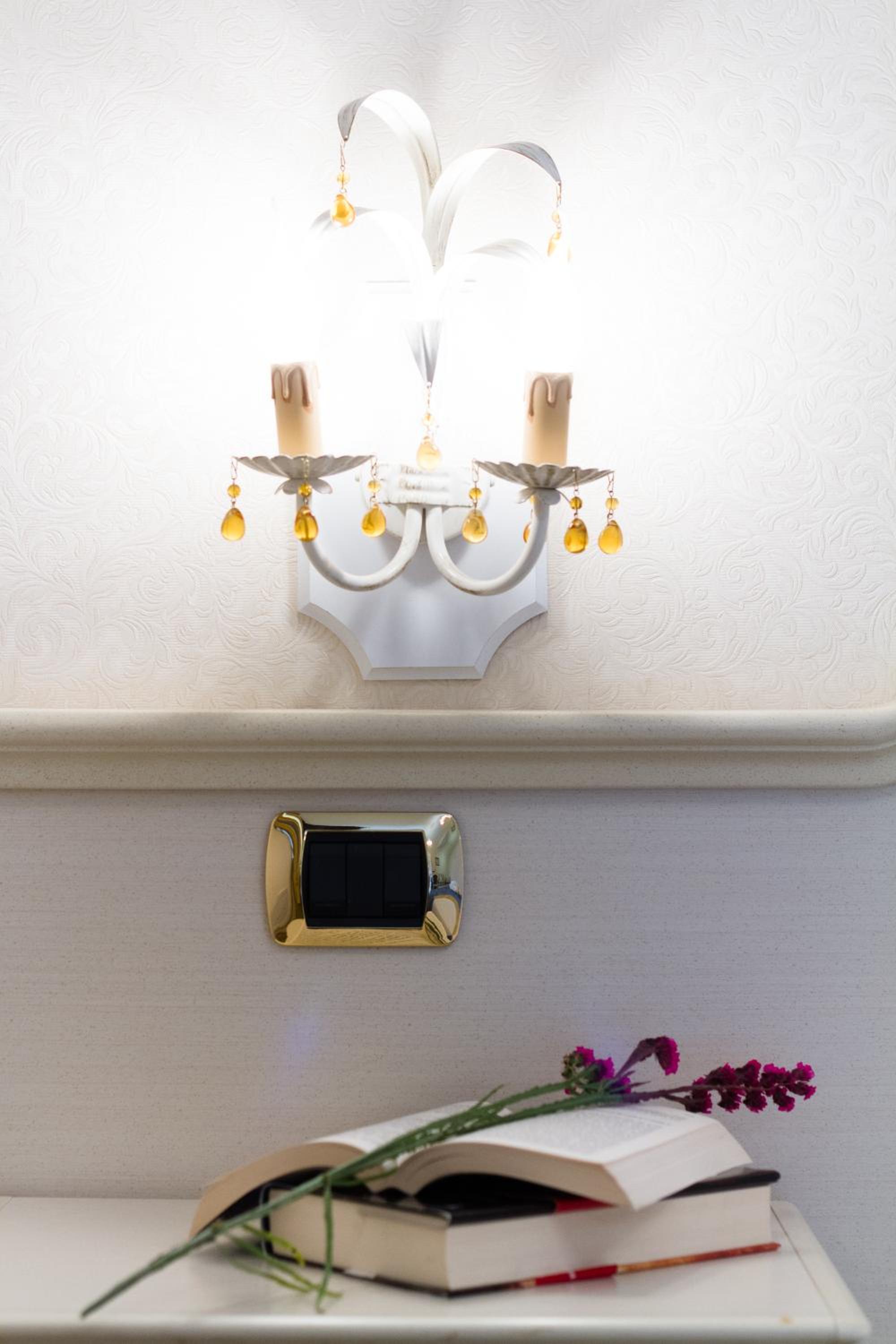 Suite - Photo 5