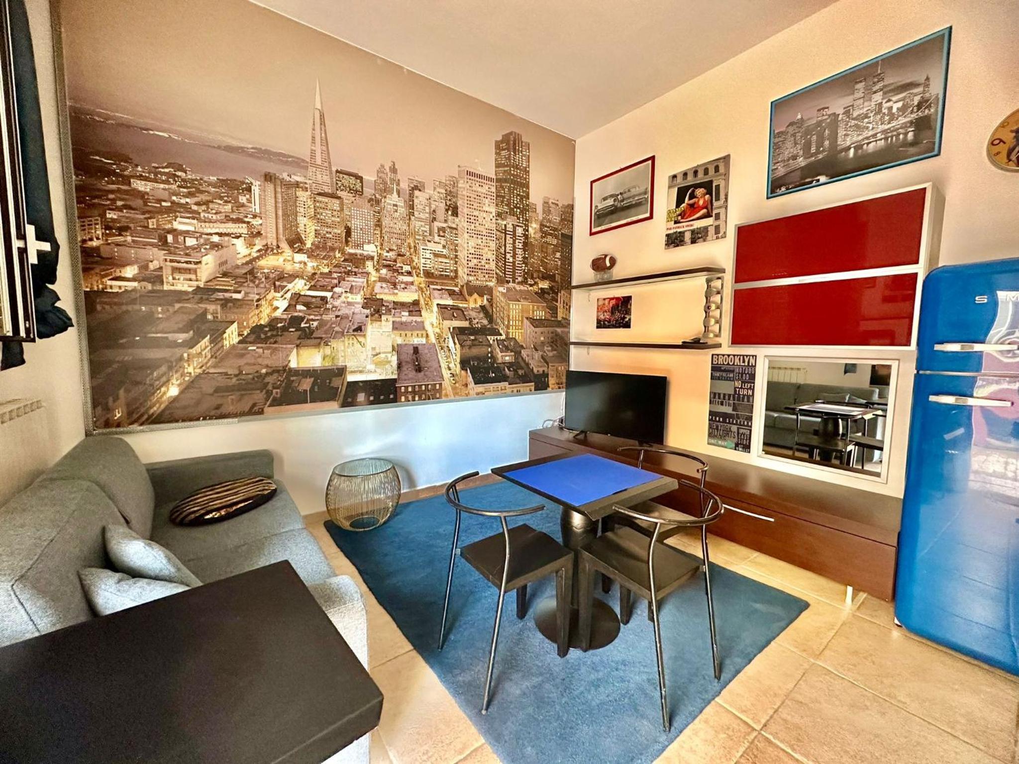 One-Bedroom Apartment
