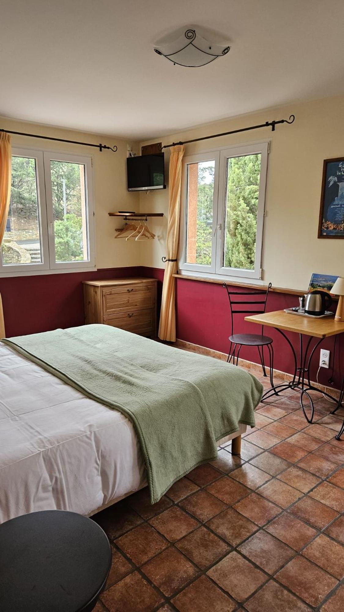 Double or Twin Room photo 3