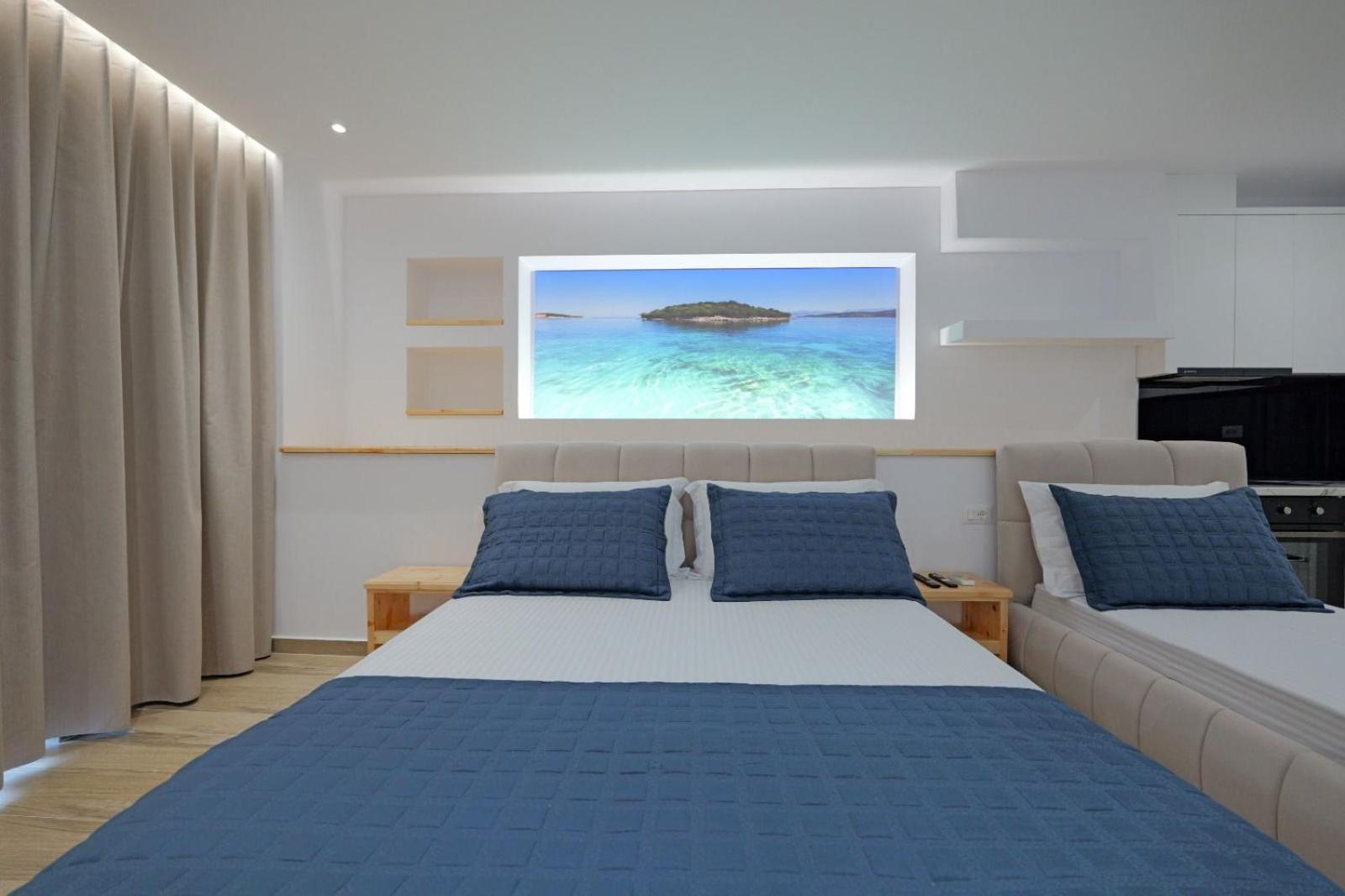 Deluxe Triple Studio with Balcony and Sea View