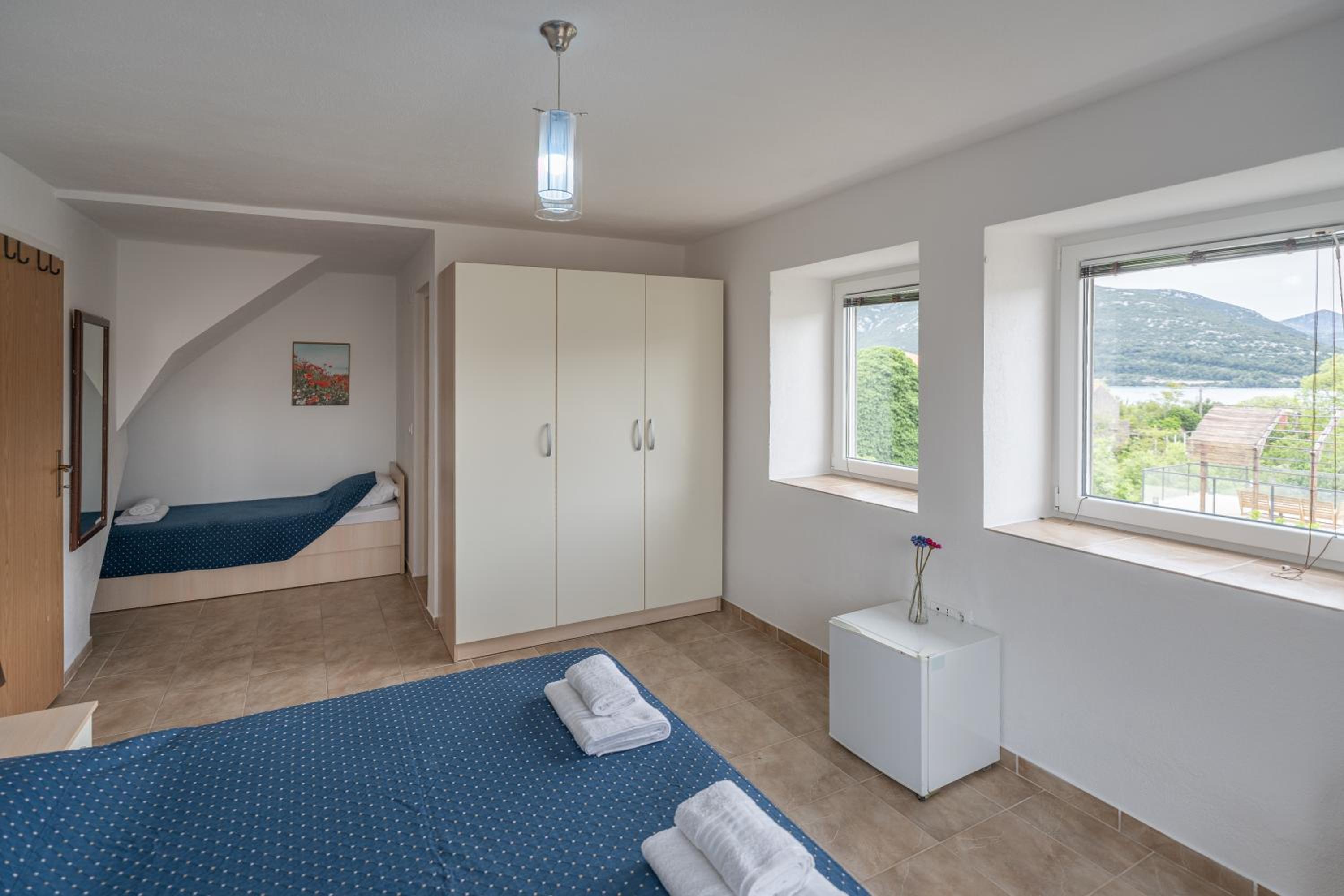 Two-Bedroom House photo 3