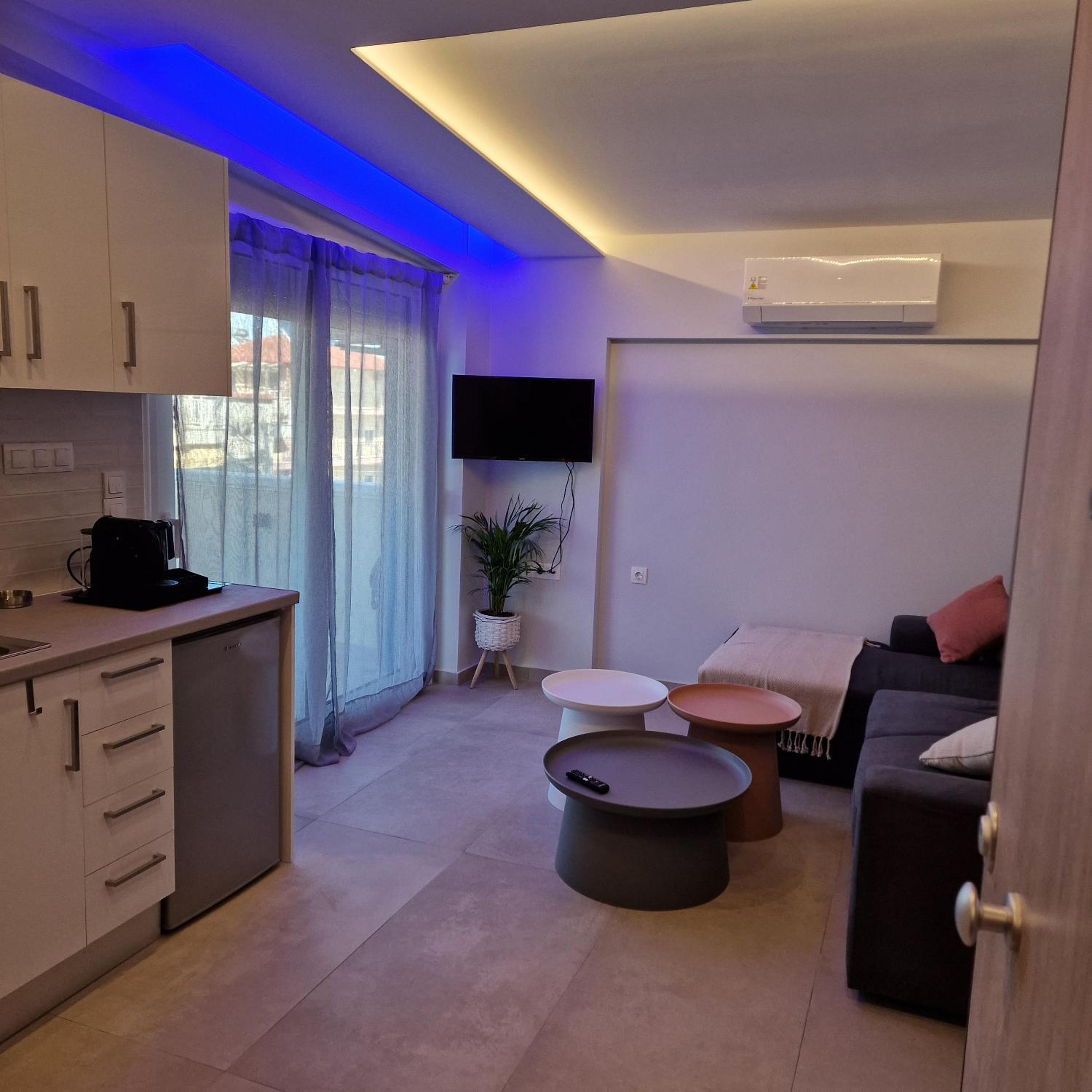 Apartment with View and Balcony photo 1