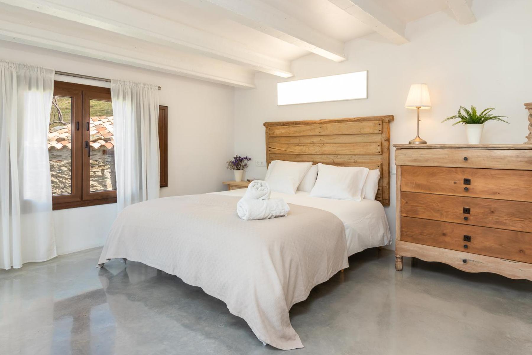 Four-Bedroom House photo 2