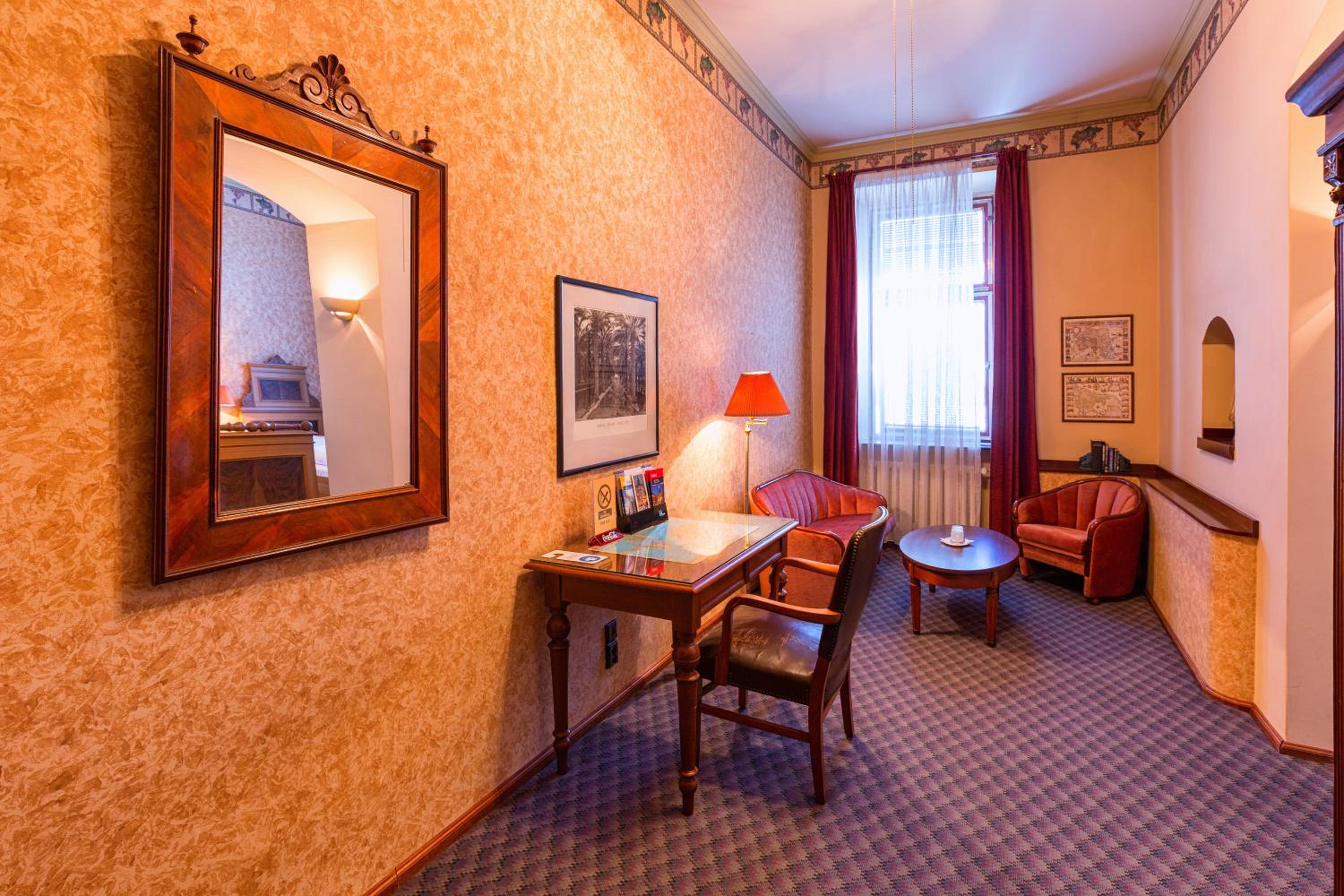 Junior Suite (2 Adults) photo 2