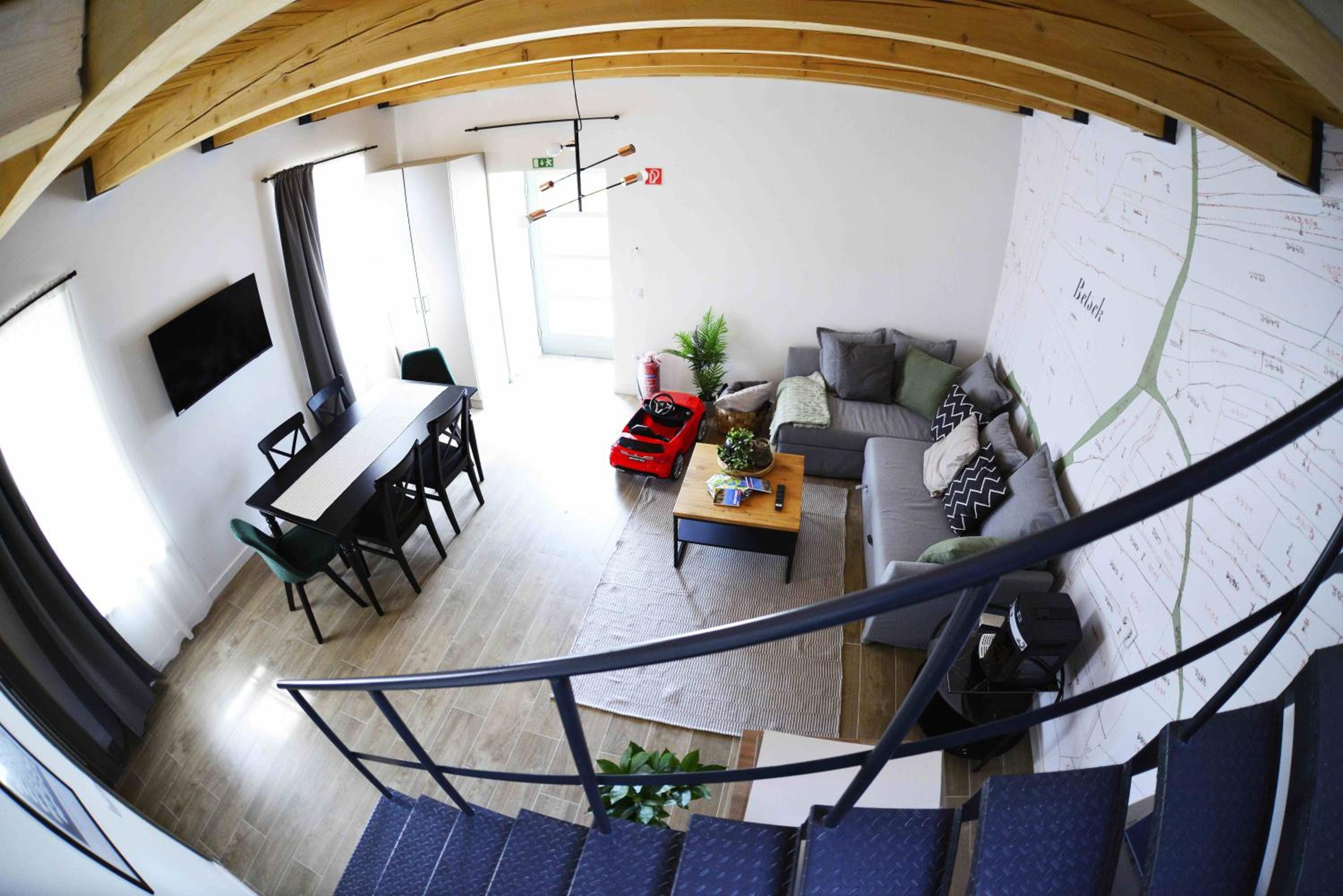 One-Bedroom Apartment photo 3