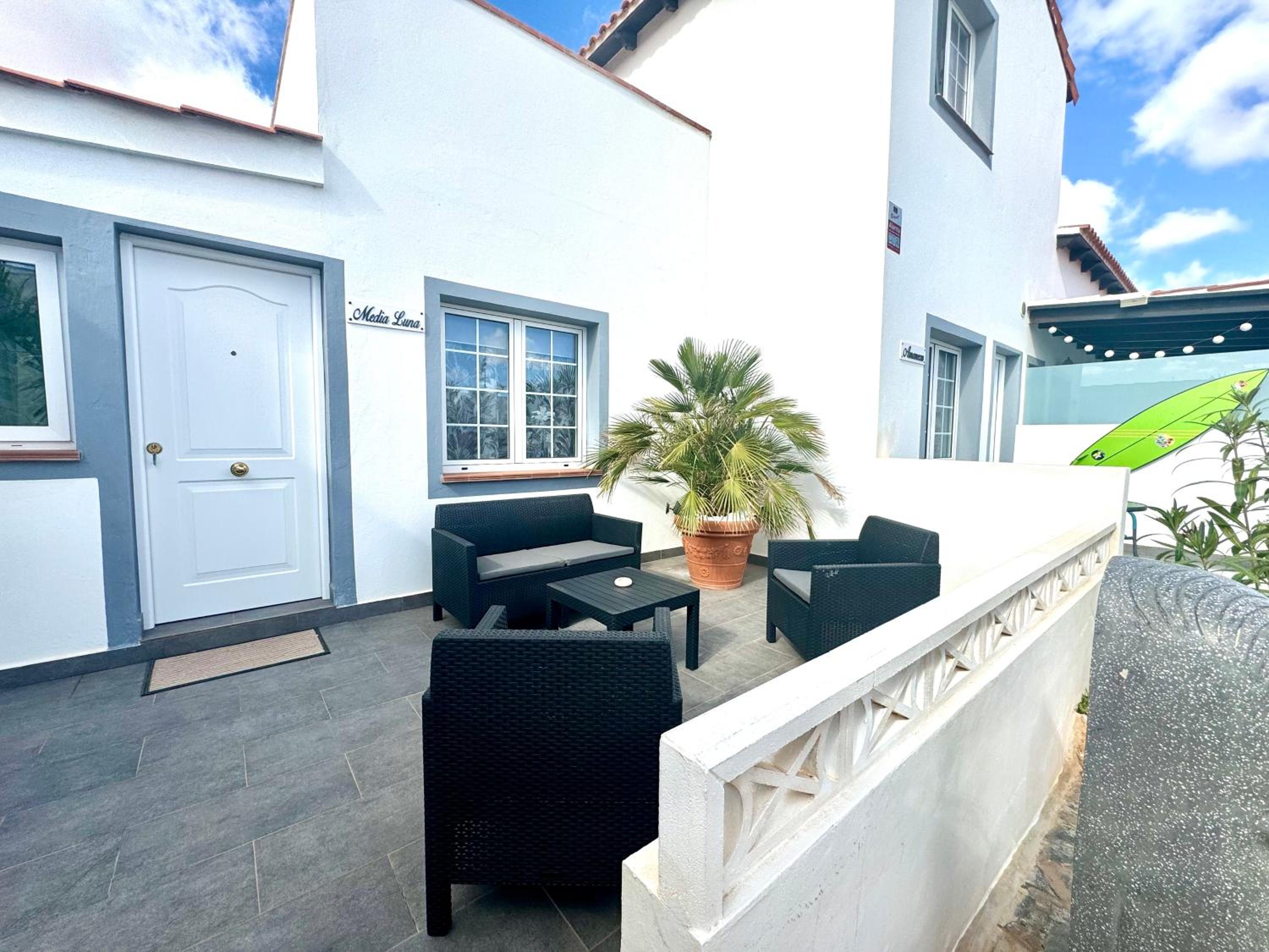 Apartment With Terrace photo 3